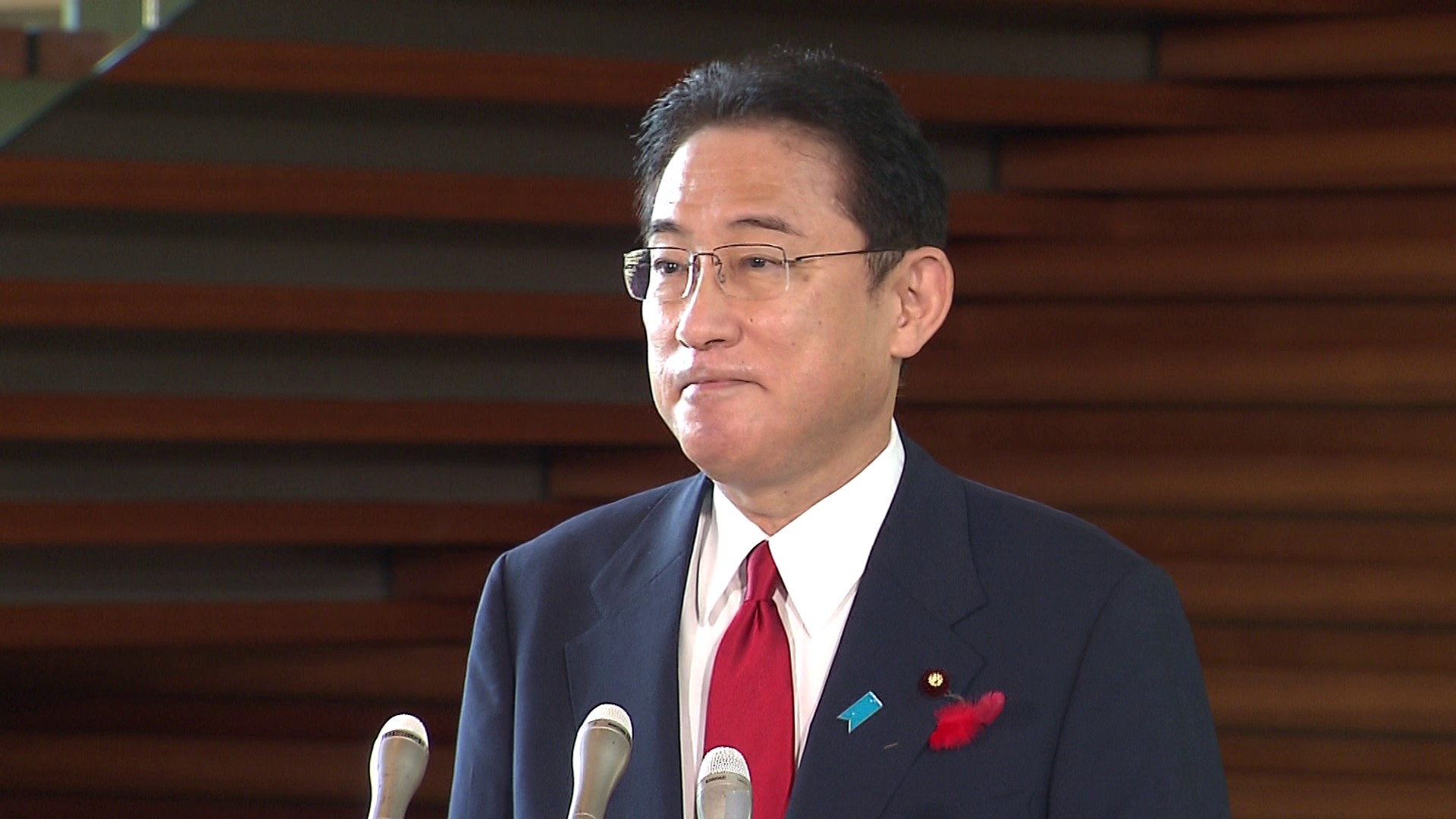 关于组阁次日的心境等的记者会