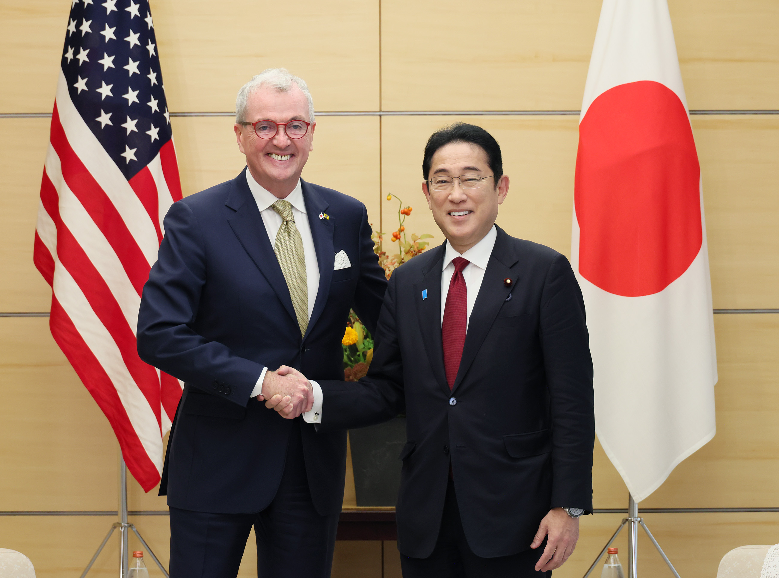 会见美国纽泽西州州长菲尔・墨菲