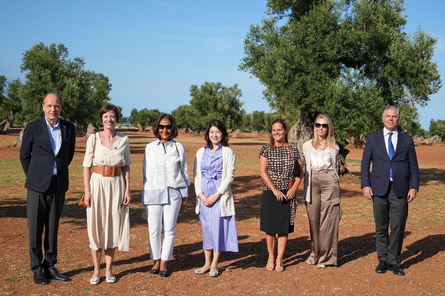 首相夫人参观托雷奇亚尔城堡2