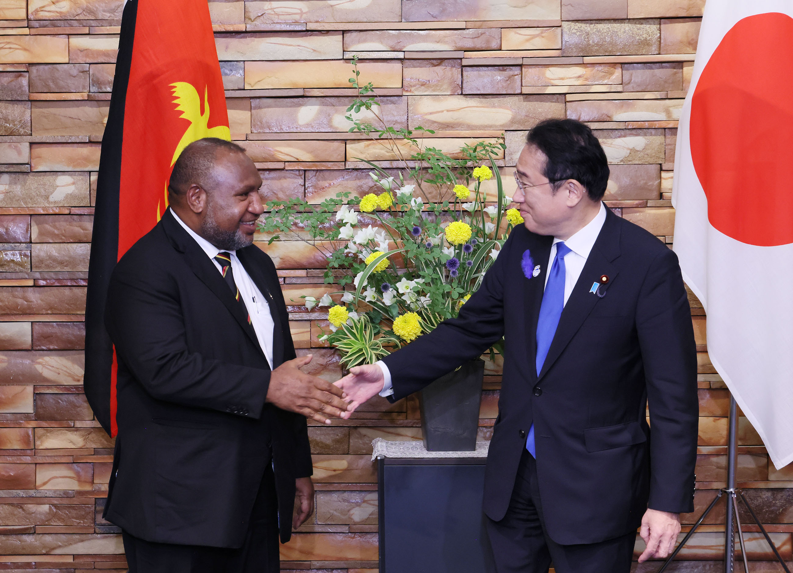 日本巴布亚新几内亚首脑会谈1