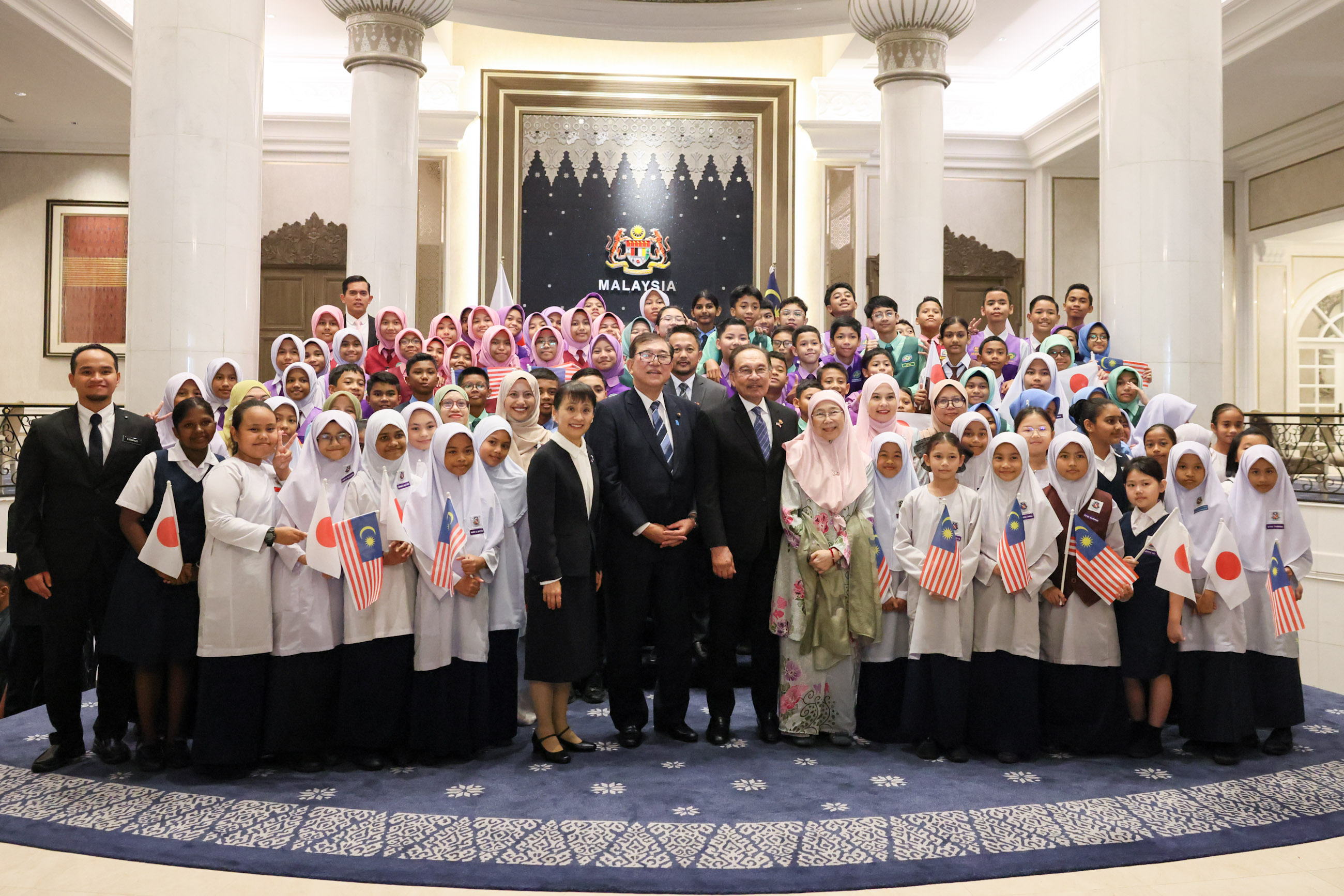 午餐会合影留念1