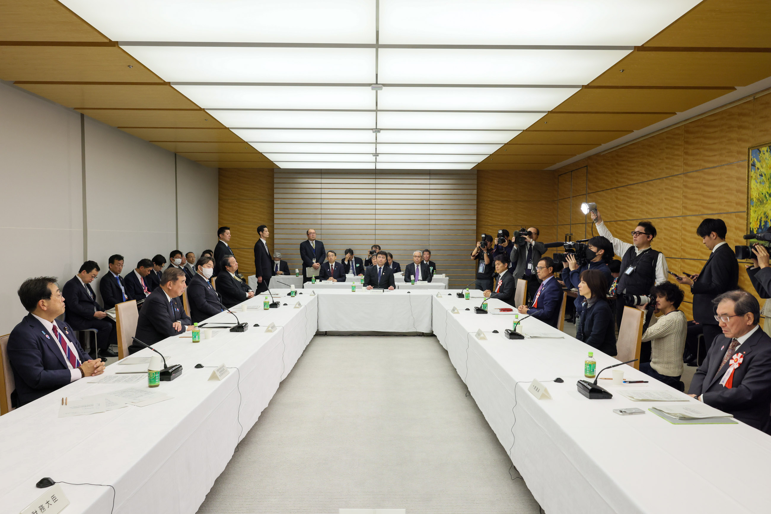 石破首相总结会议3