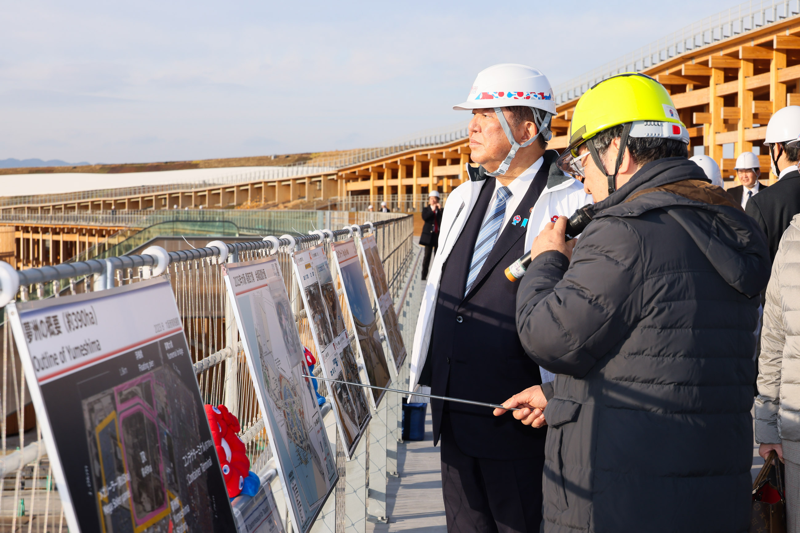 石破首相视察“大屋顶环”2