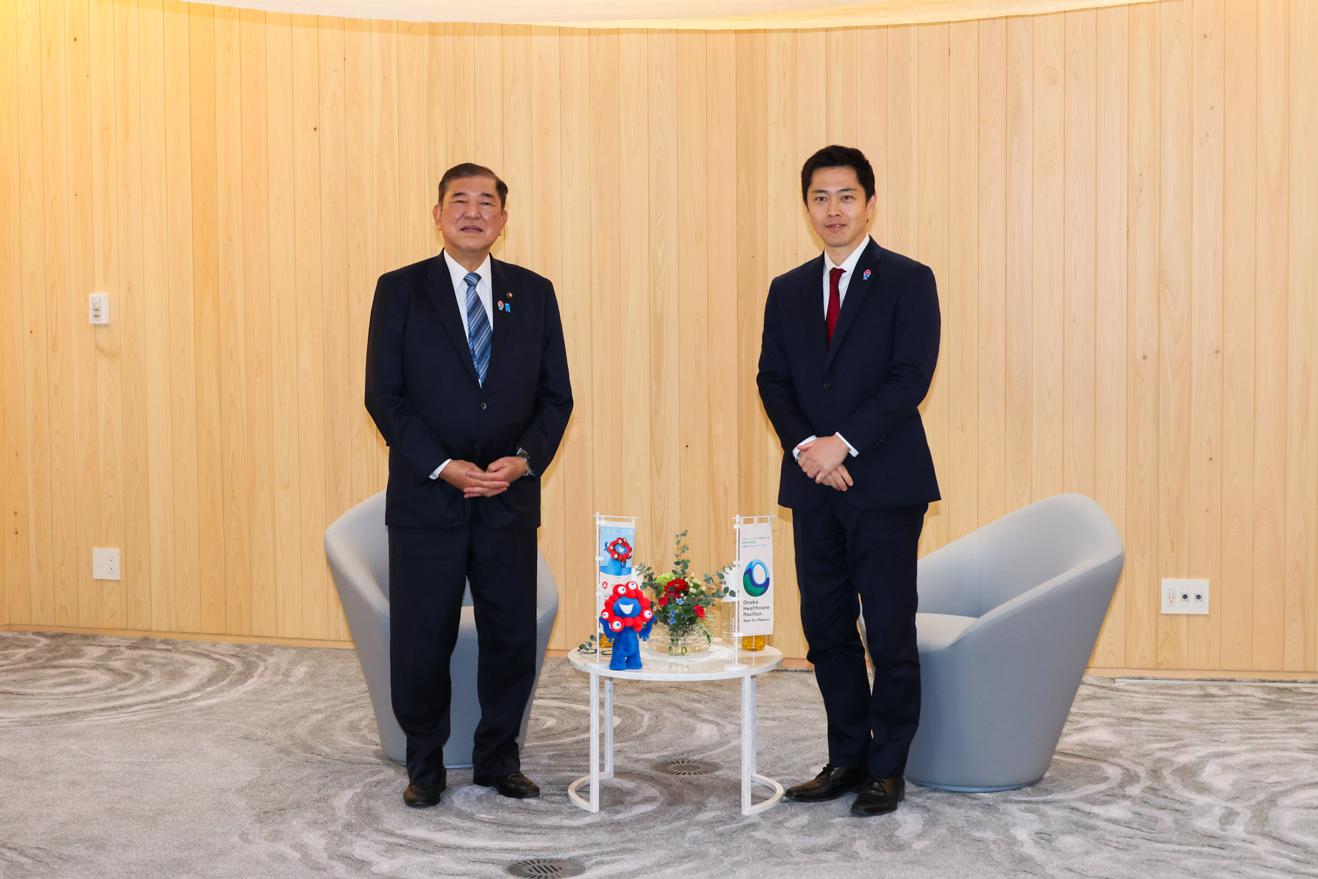 石破首相与吉村大阪府知事会谈2