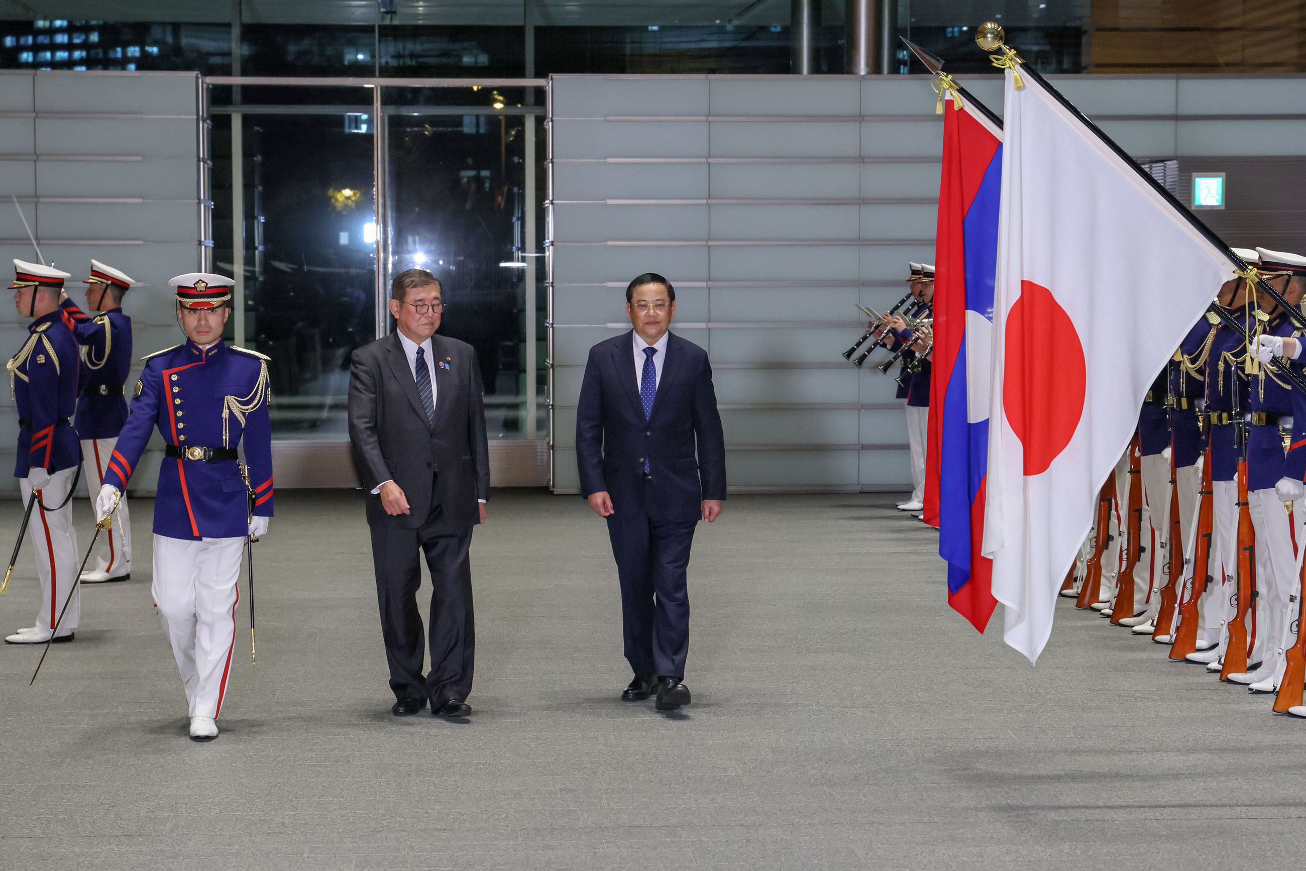 仪仗队的荣誉礼和迎宾仪式4