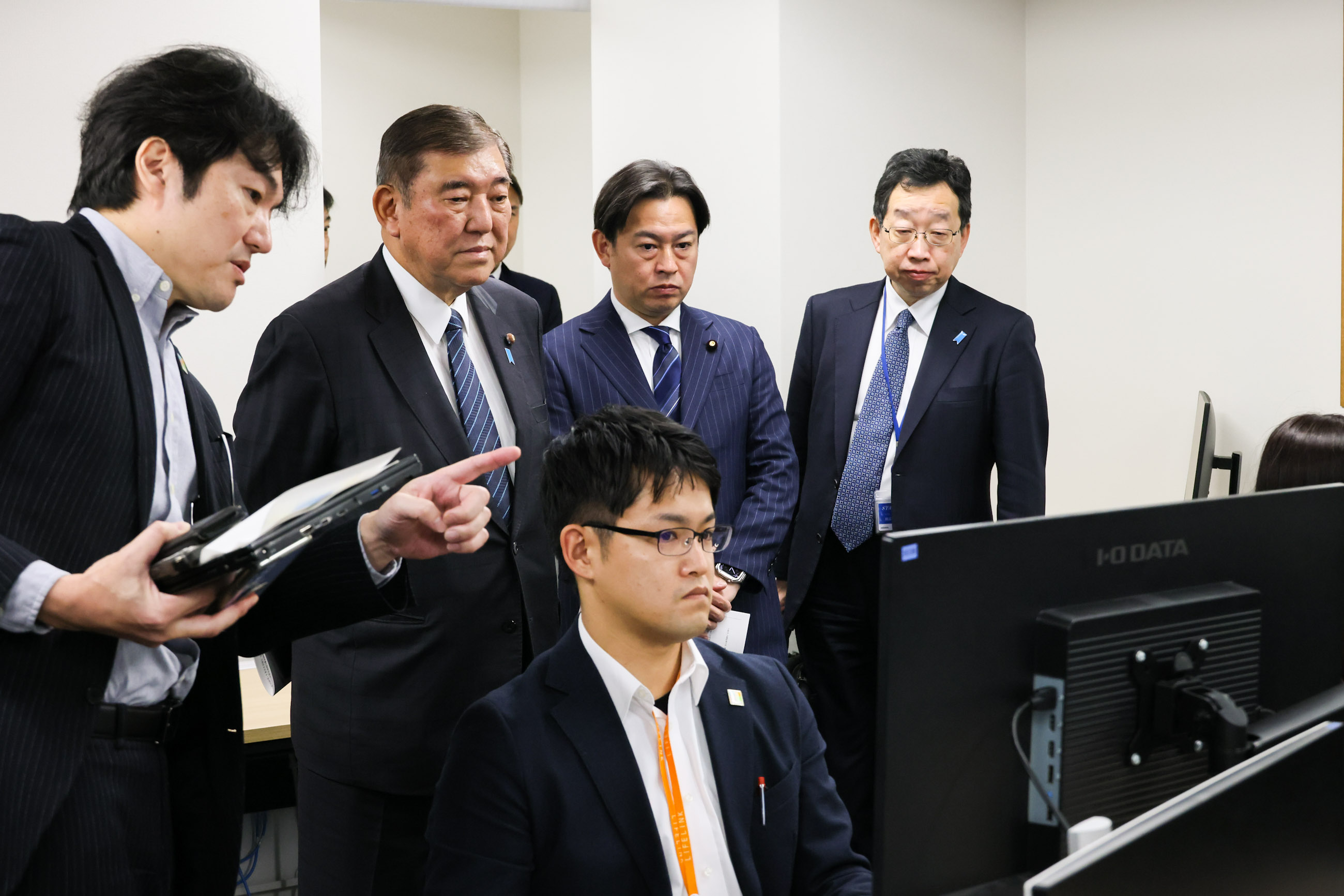 石破首相视察LIFELINK6