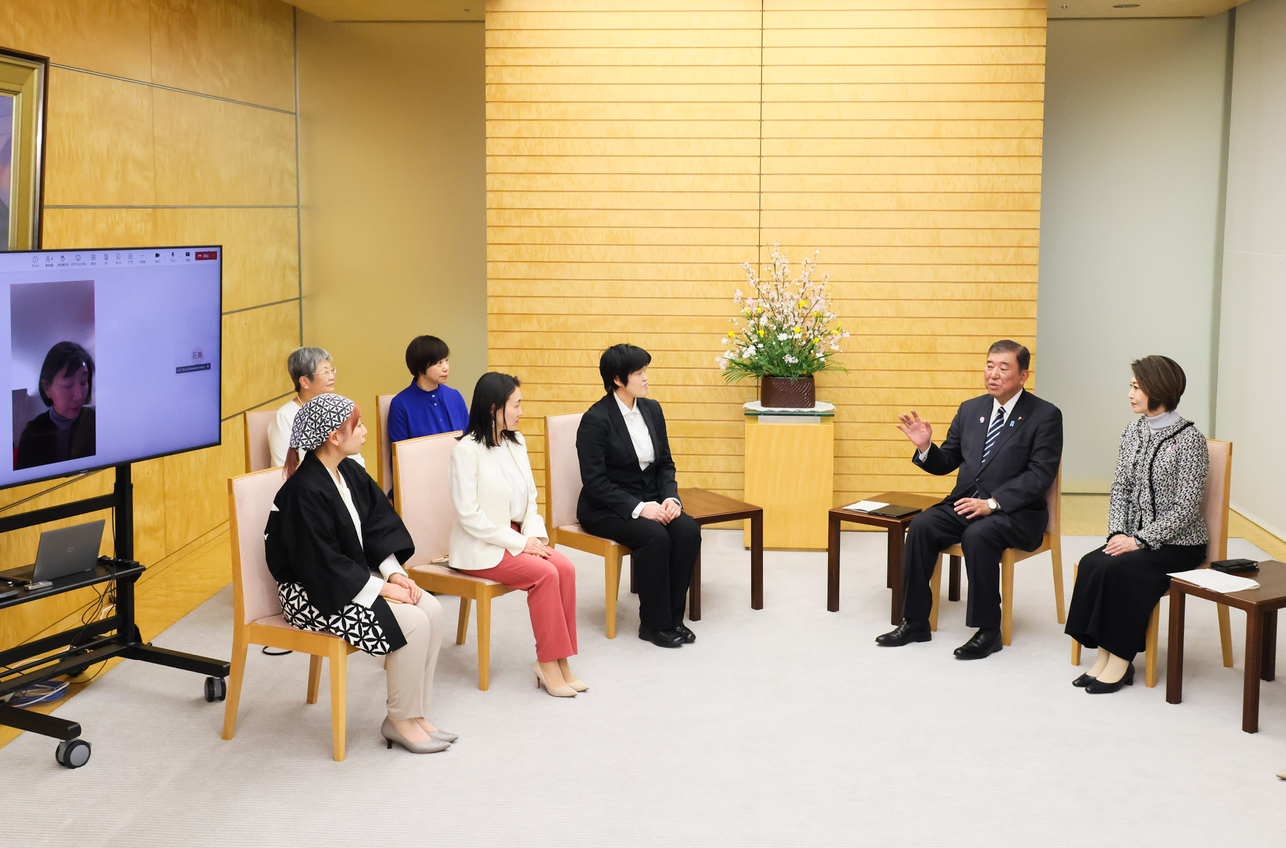 石破首相接受拜会2