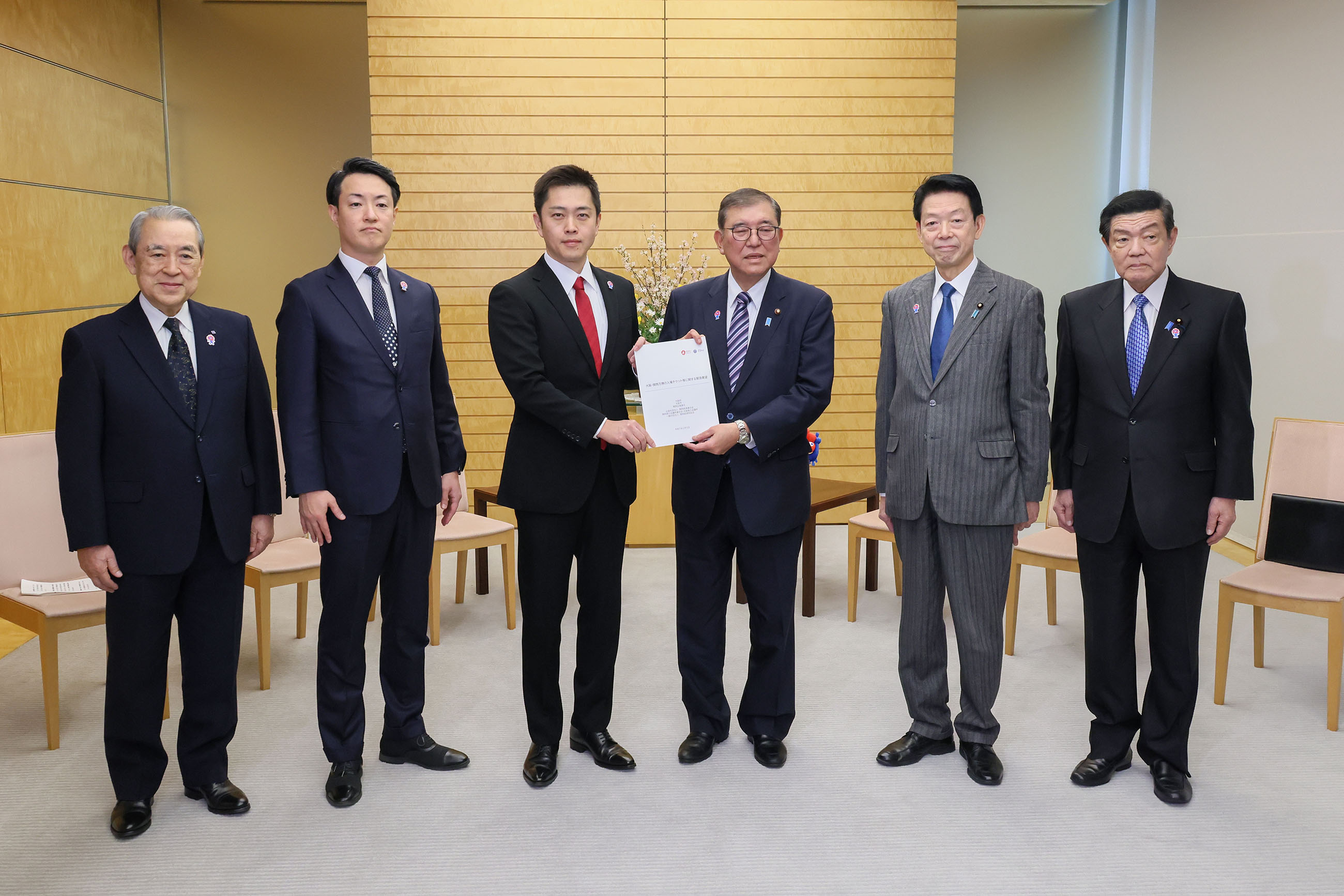 石破首相接受拜会3