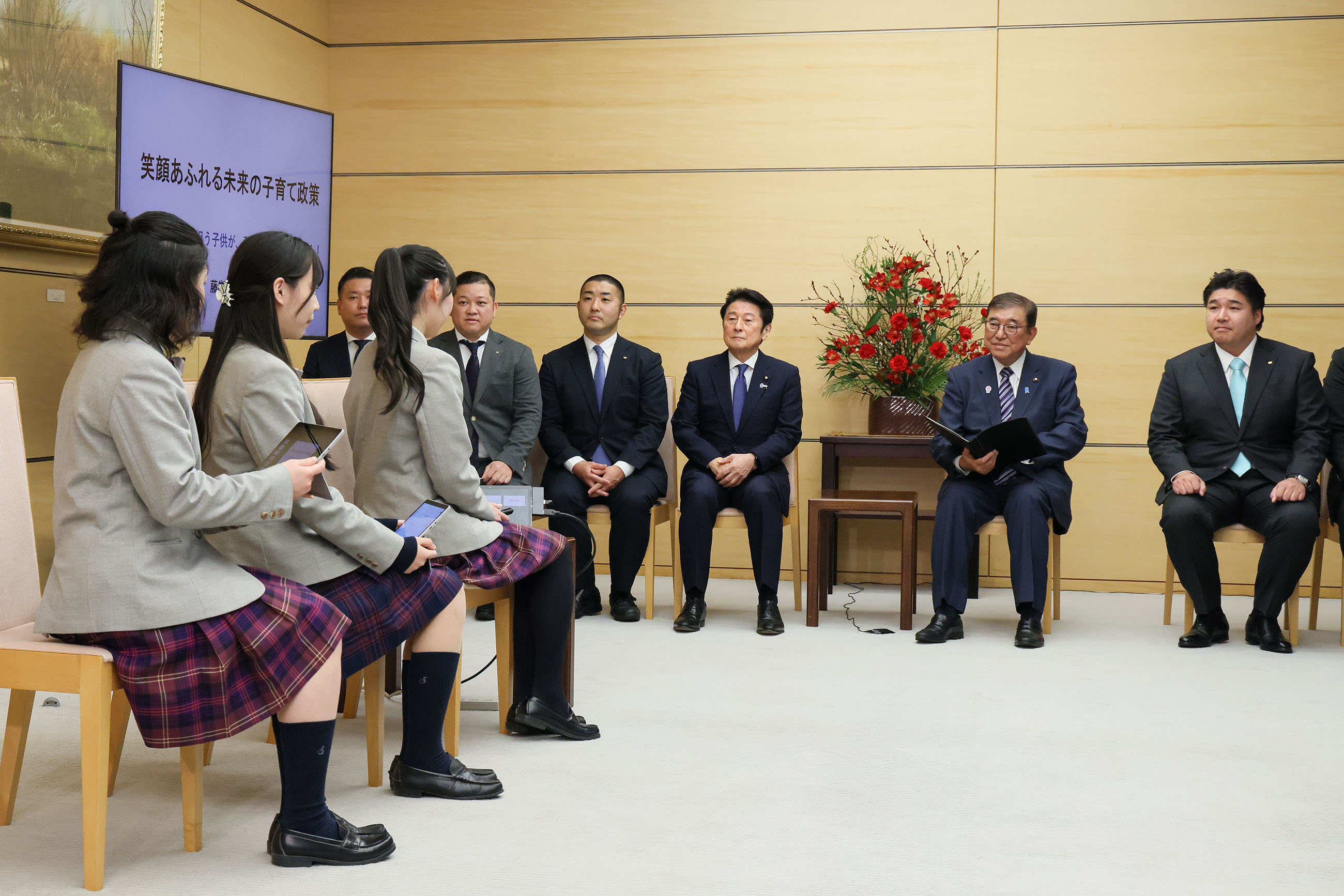 石破首相接受拜会2