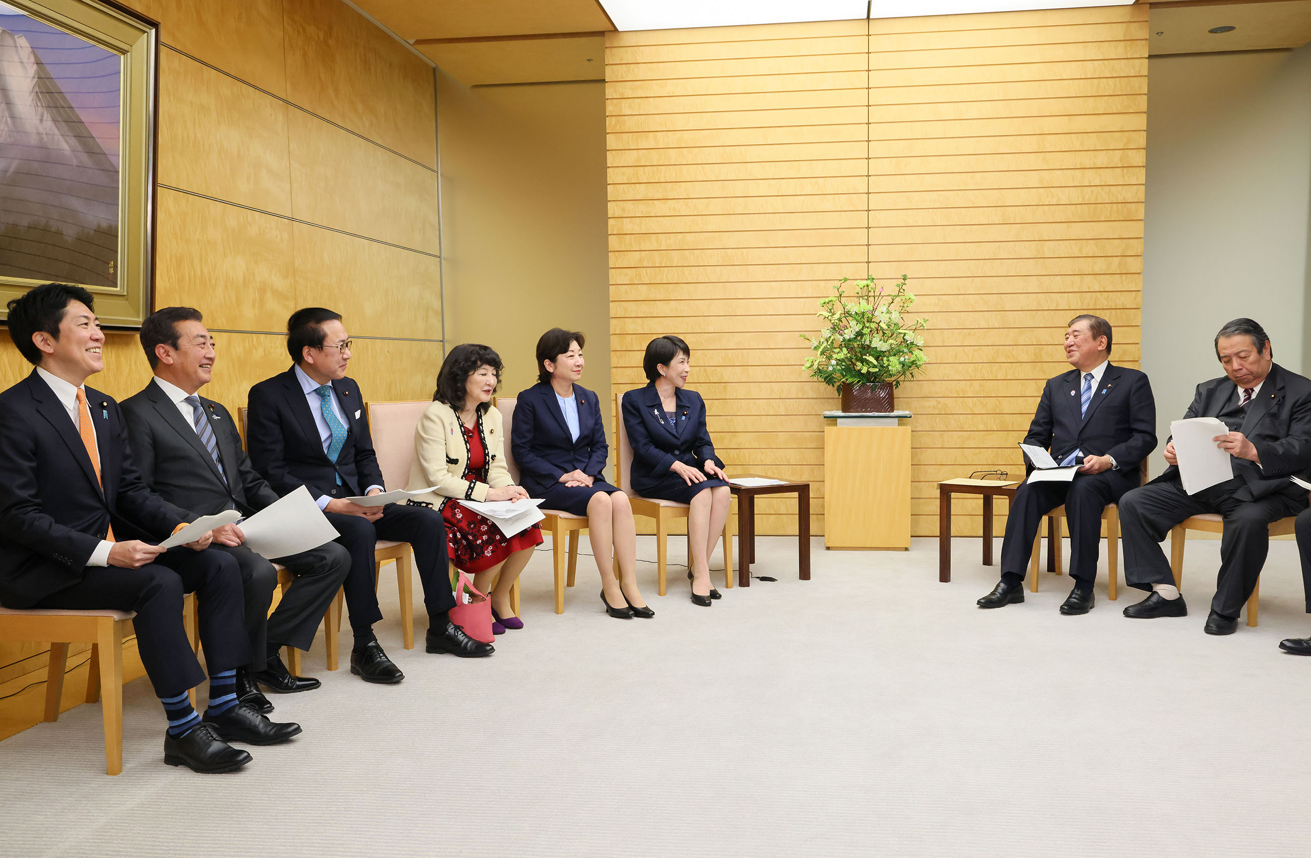 石破首相接受建议书3