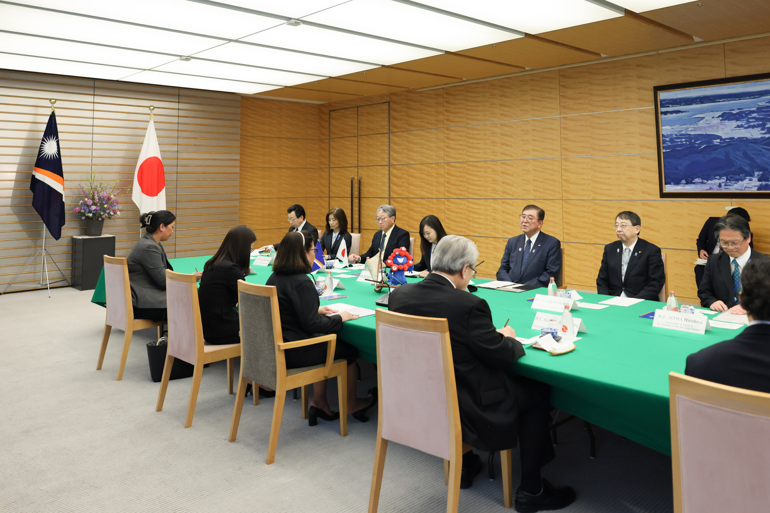 日本马绍尔群岛首脑会谈2
