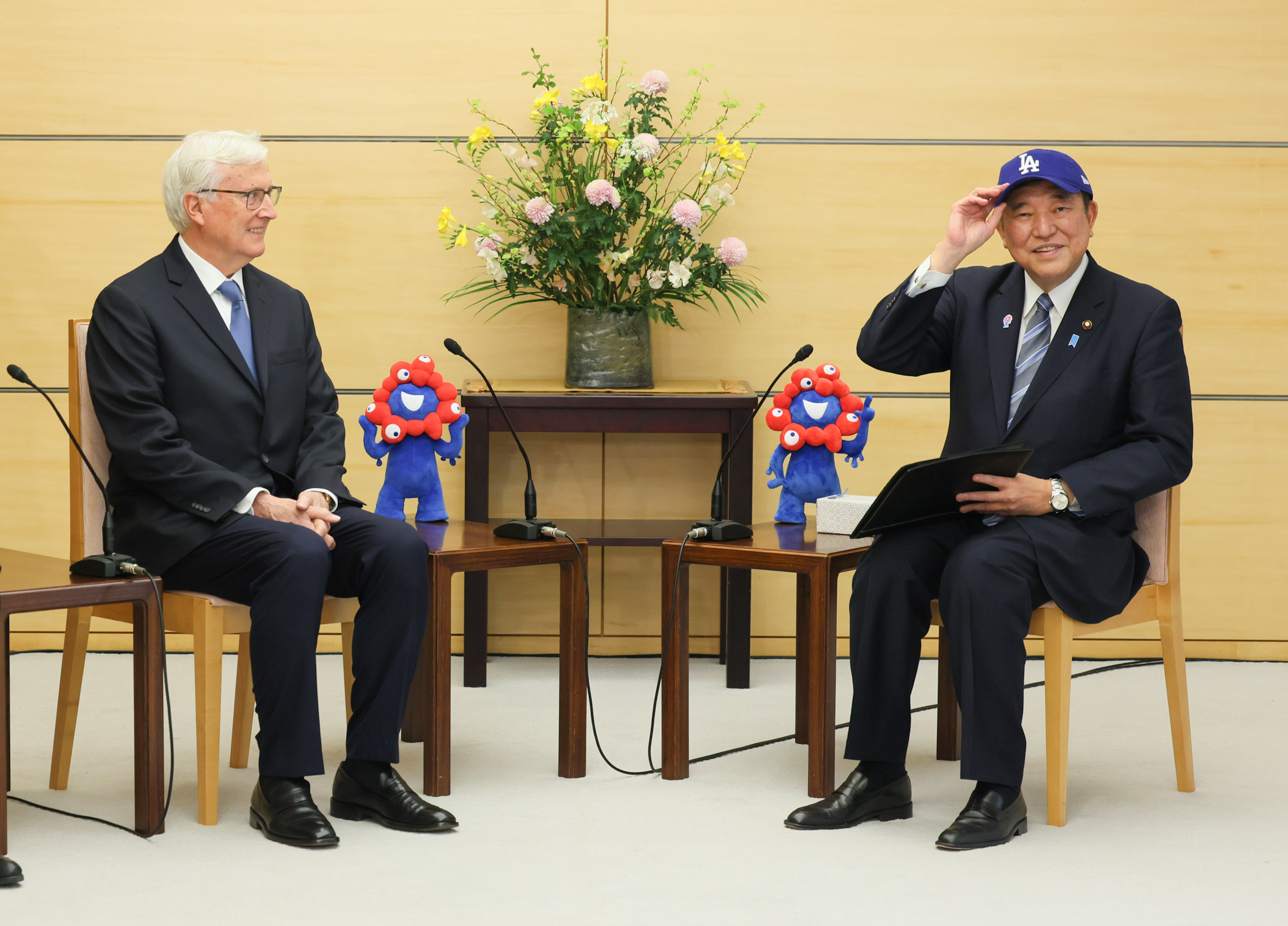 石破首相接受拜会2