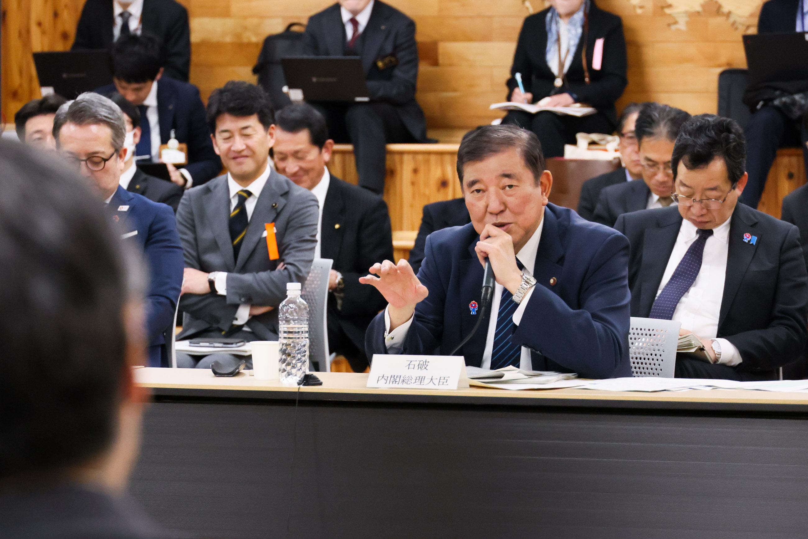 石破首相在会议发言4