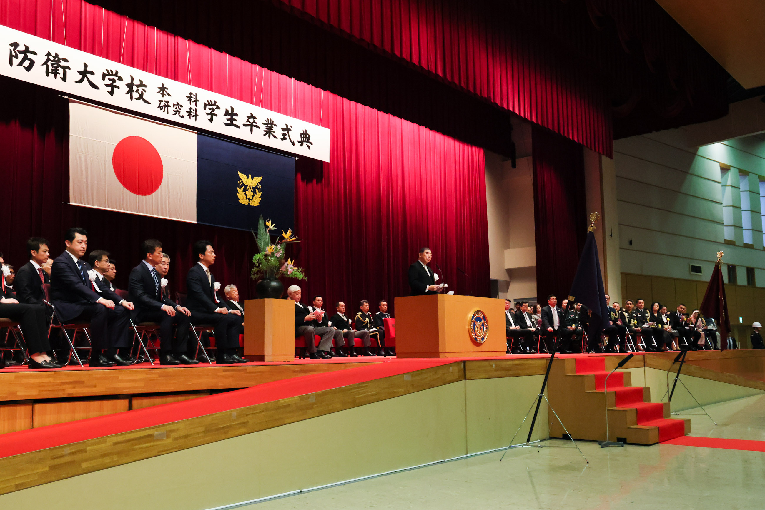 石破首相作训示5