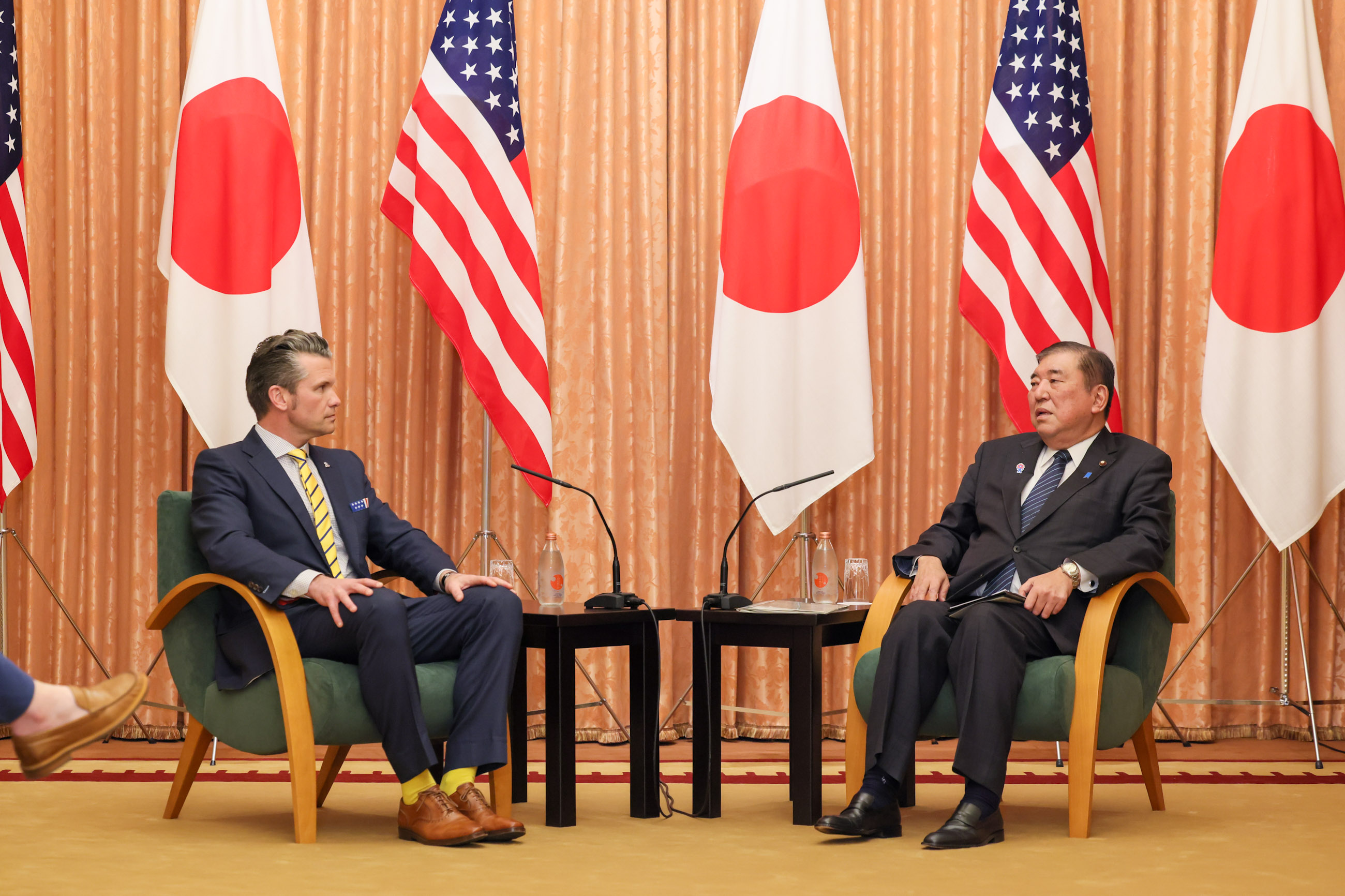 石破首相接受拜会4