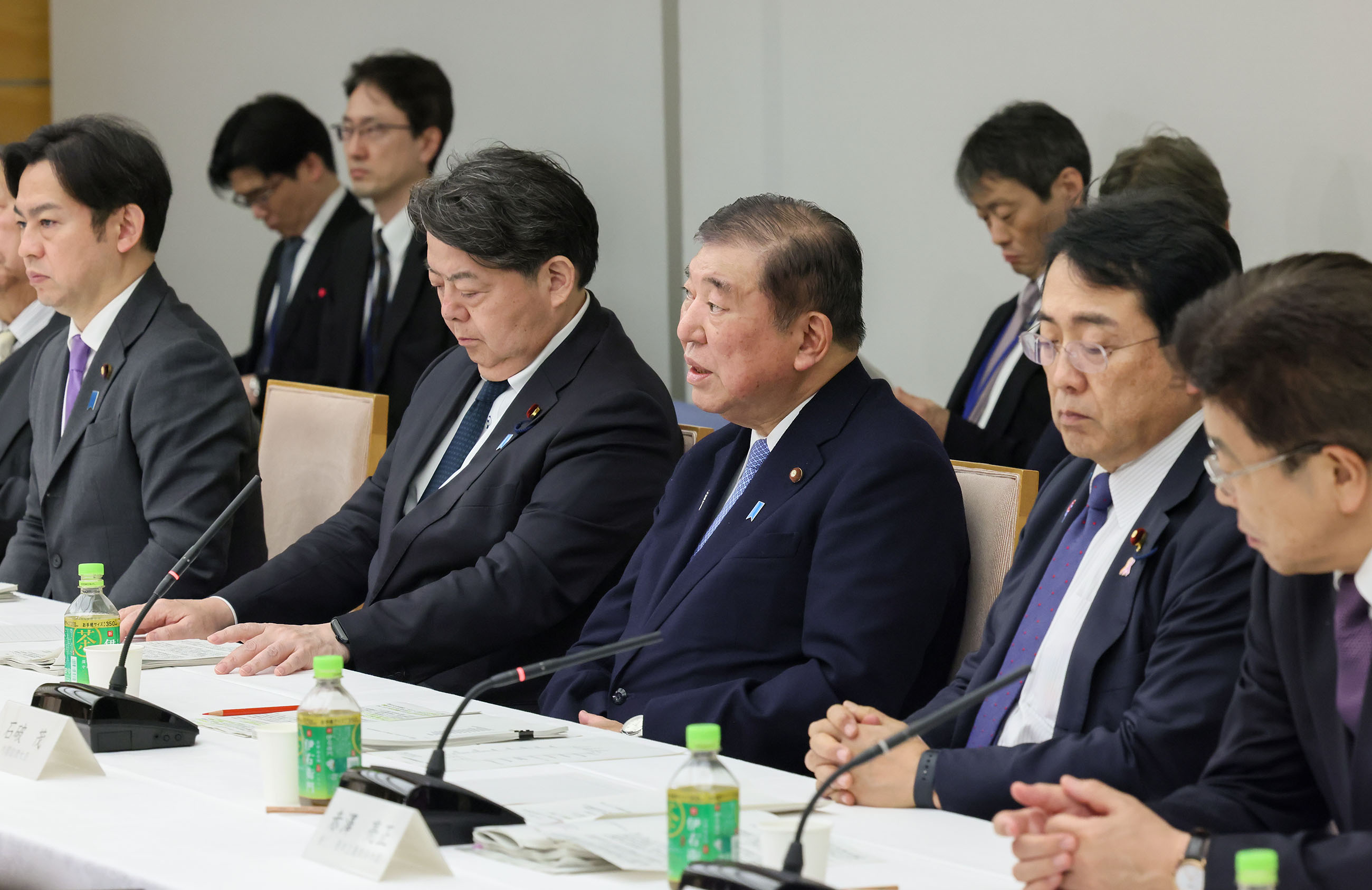 召开新资本主义实现会议