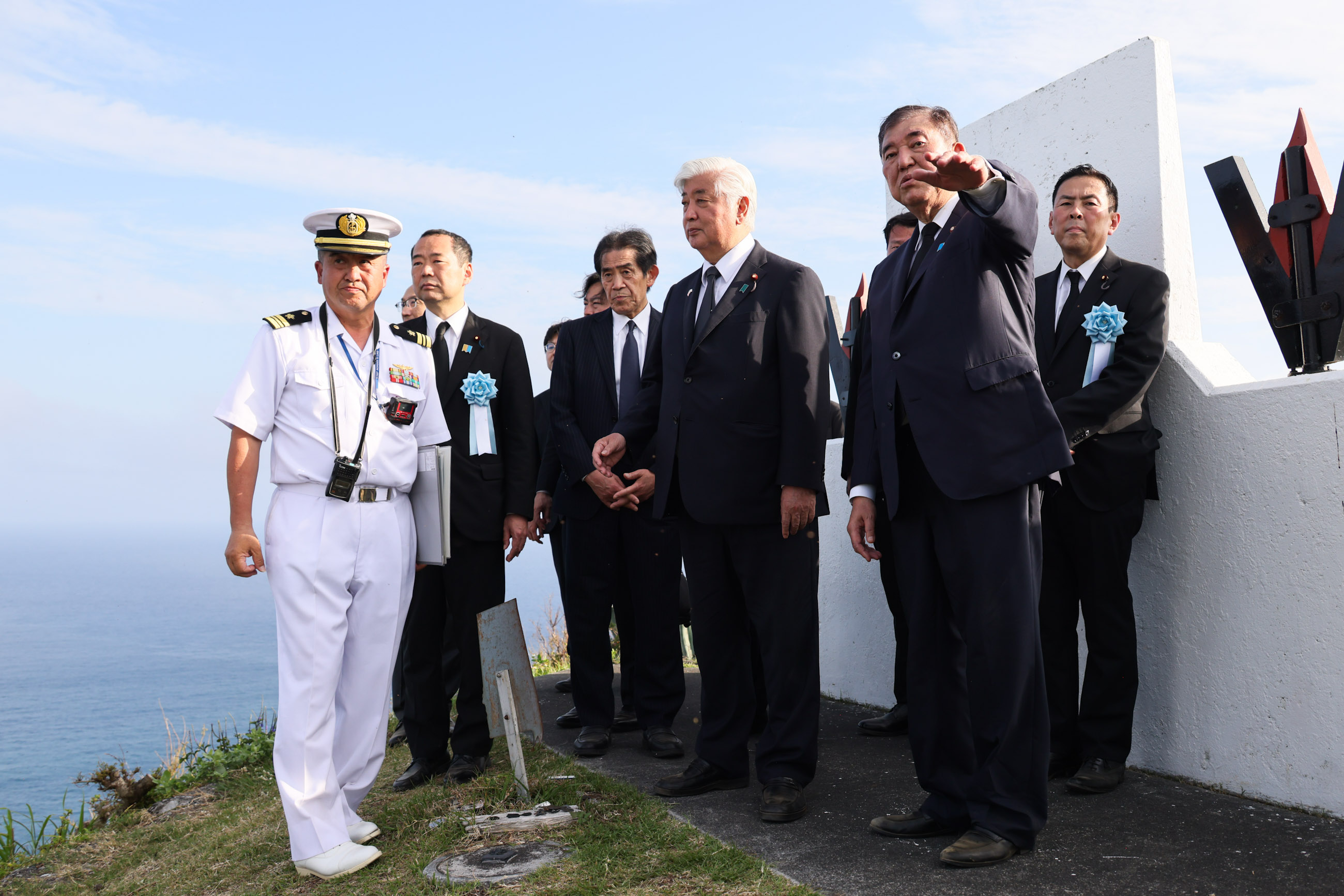 石破首相访问折钵山4