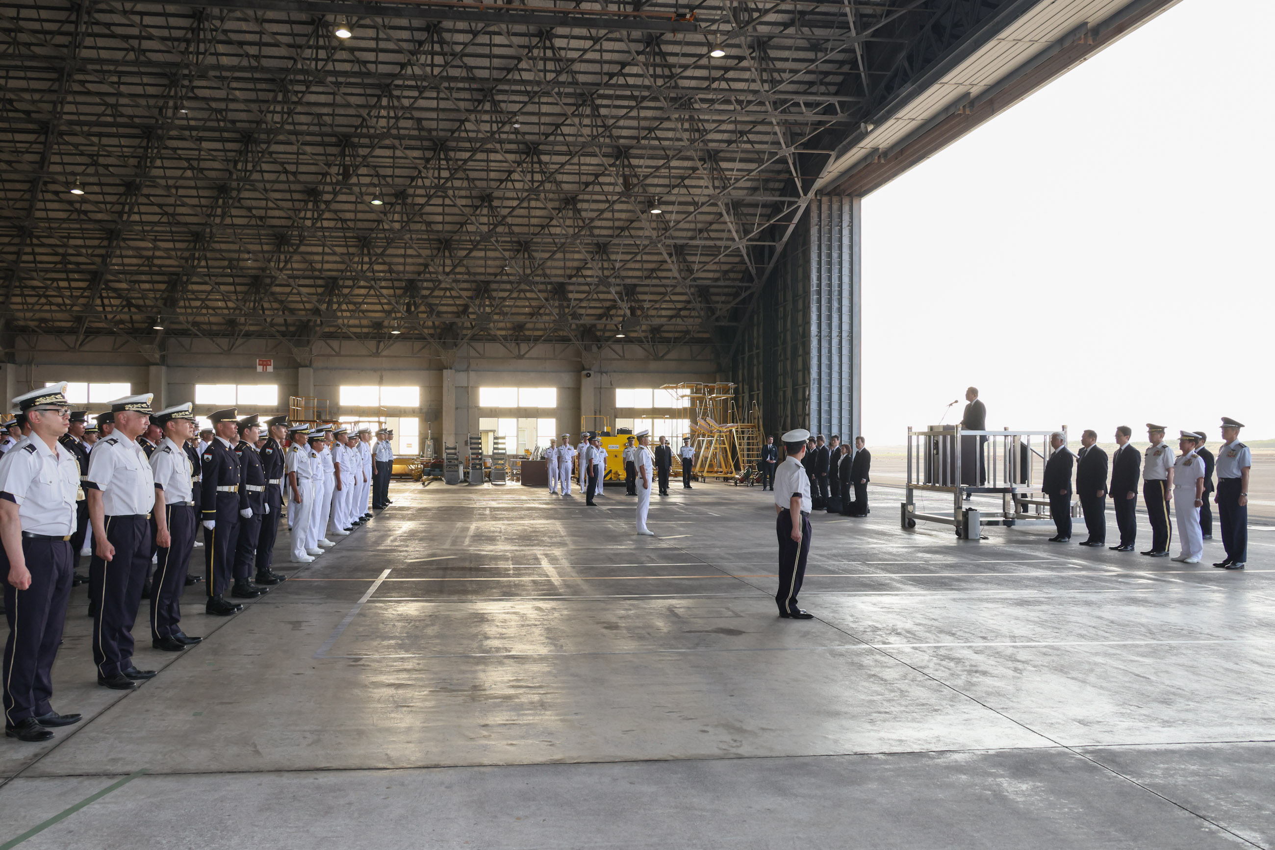 石破首相激励自卫队队员激励2