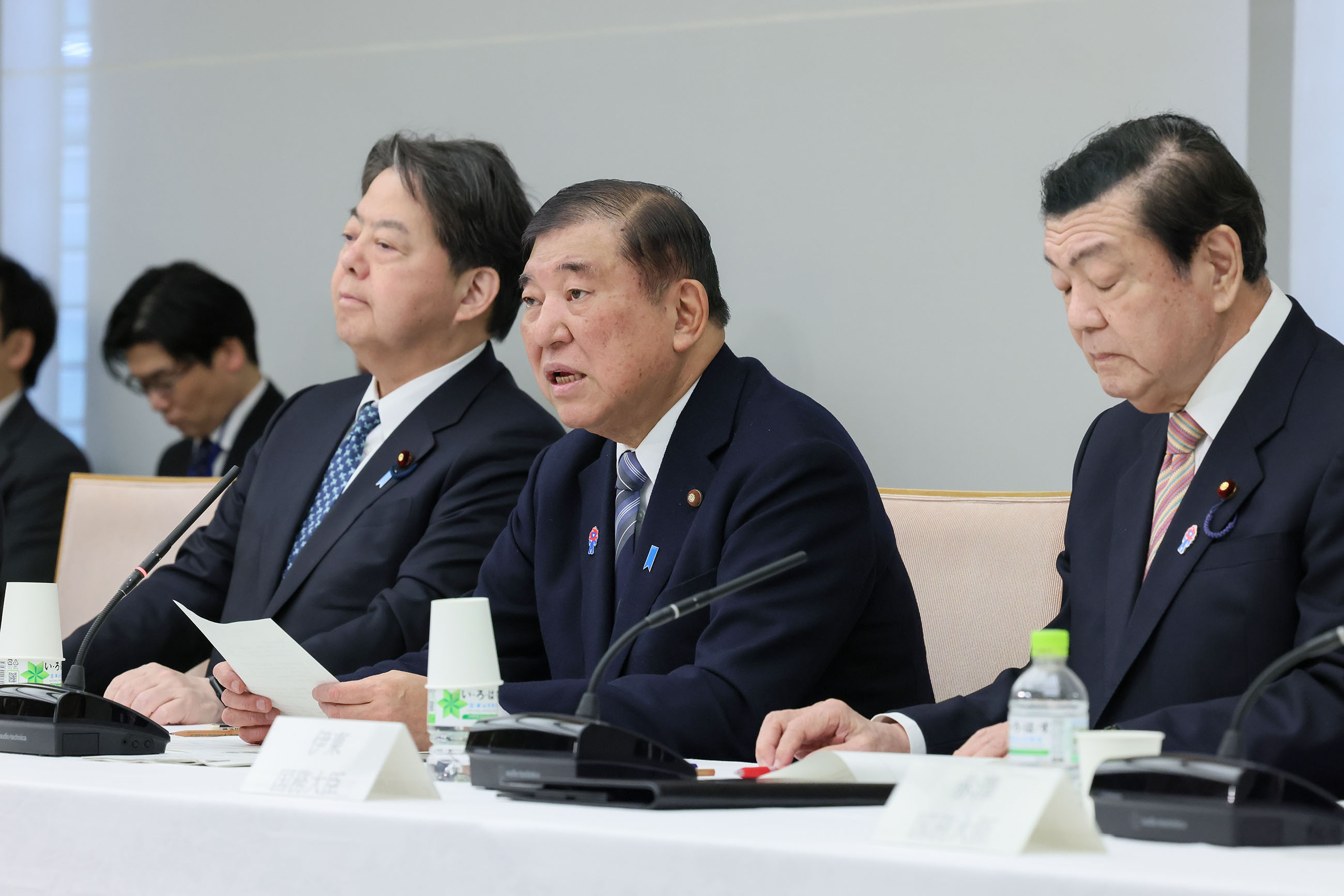 召开新地方经济与生活环境创生总部会议