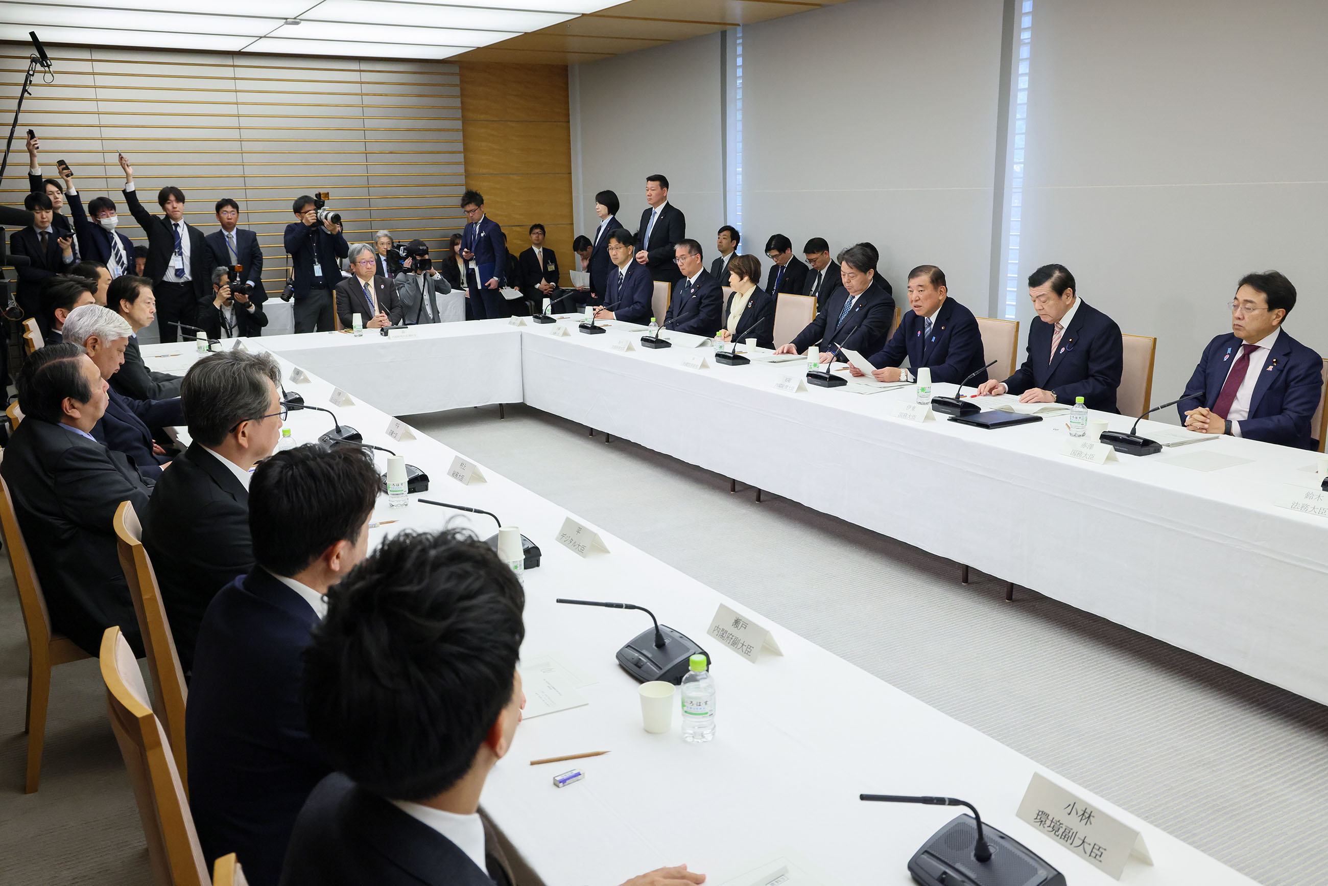 石破首相总结会议2