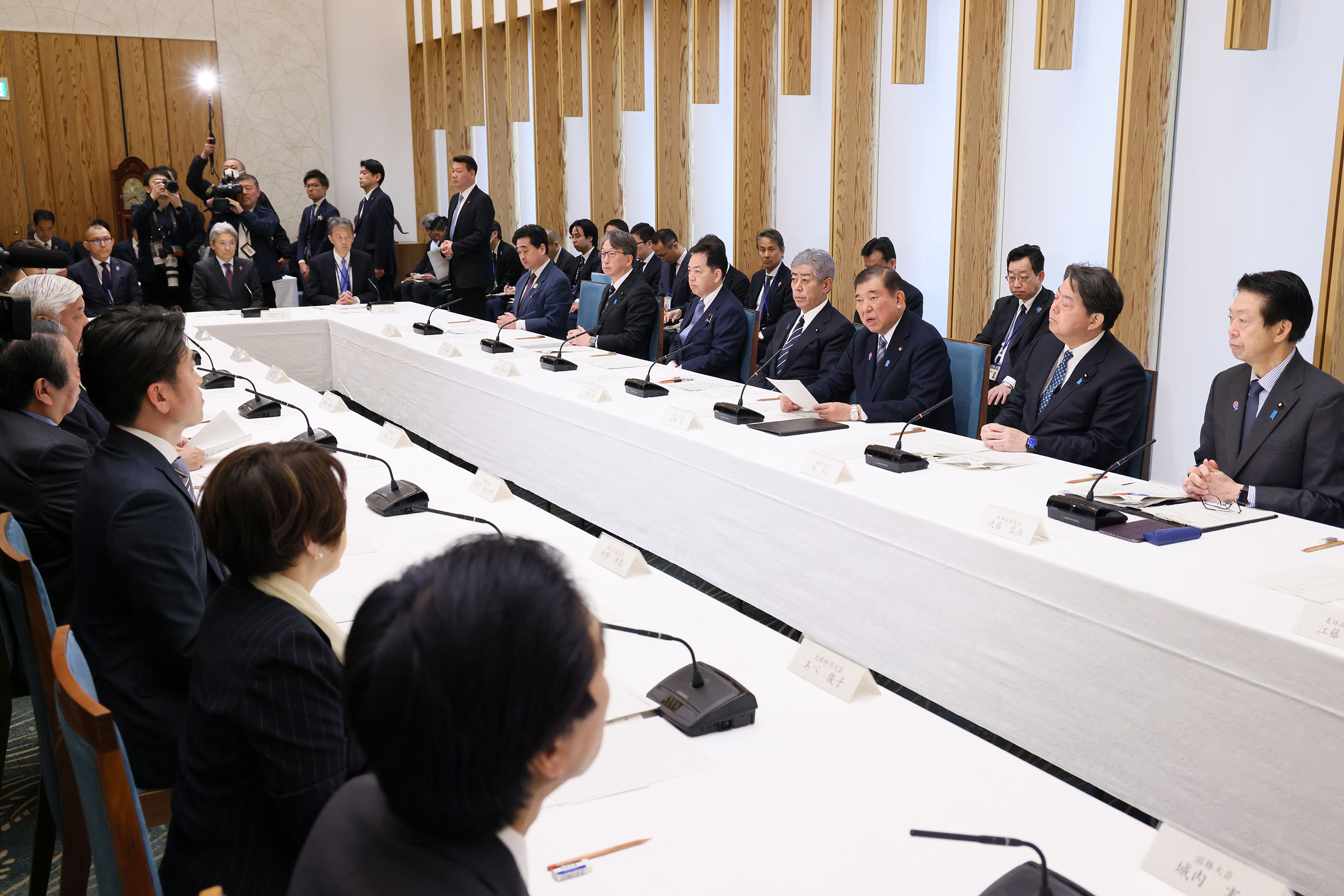 石破首相总结会议3