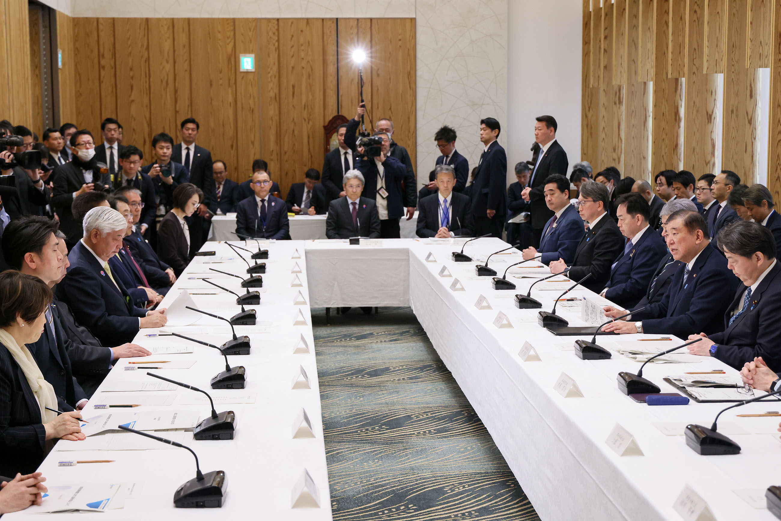 石破首相总结会议4