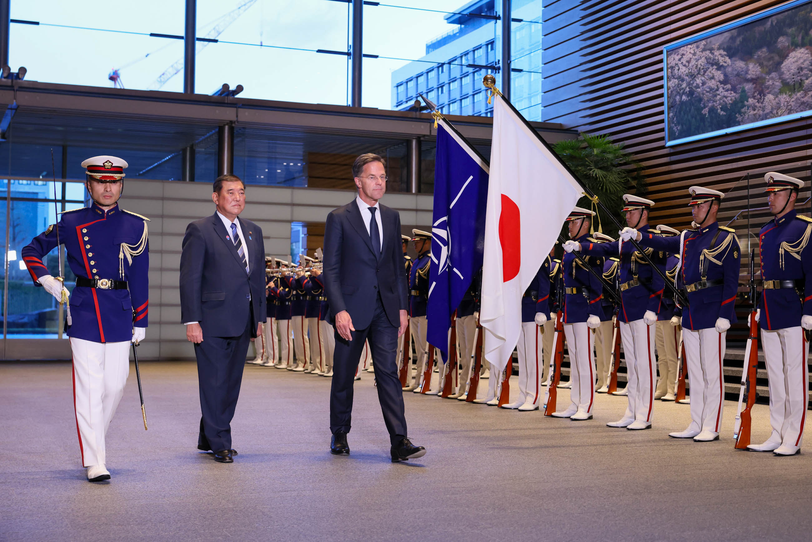 仪仗队的荣誉礼和迎宾仪式4