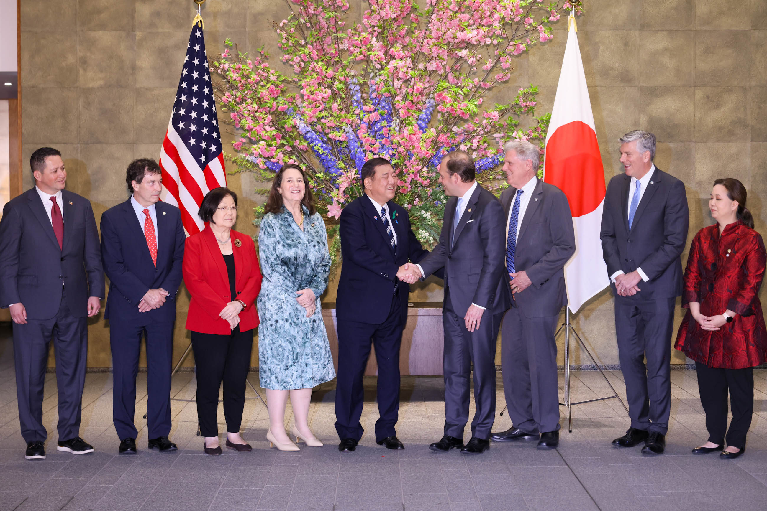 石破首相接受拜会3