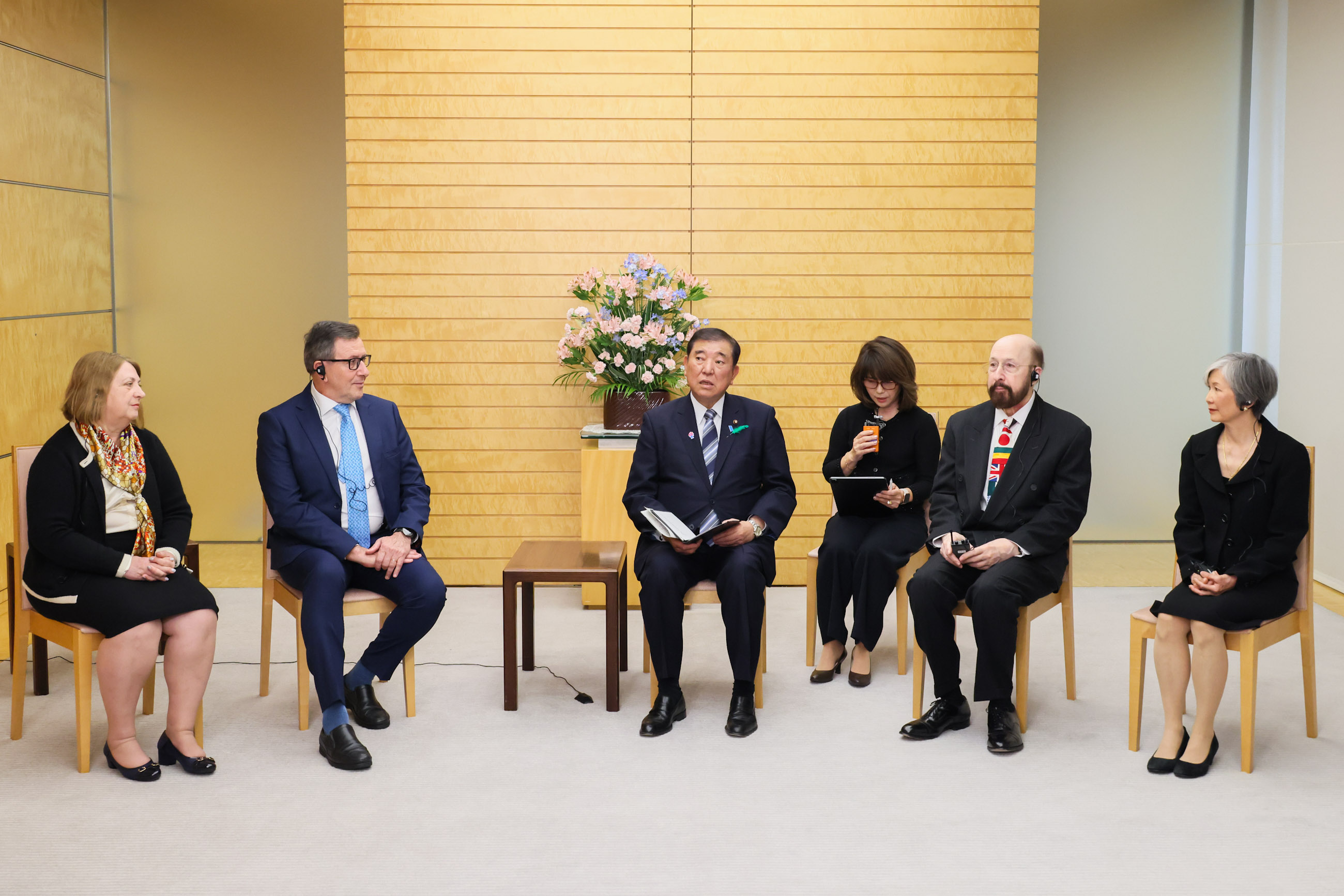 石破首相接受拜会3