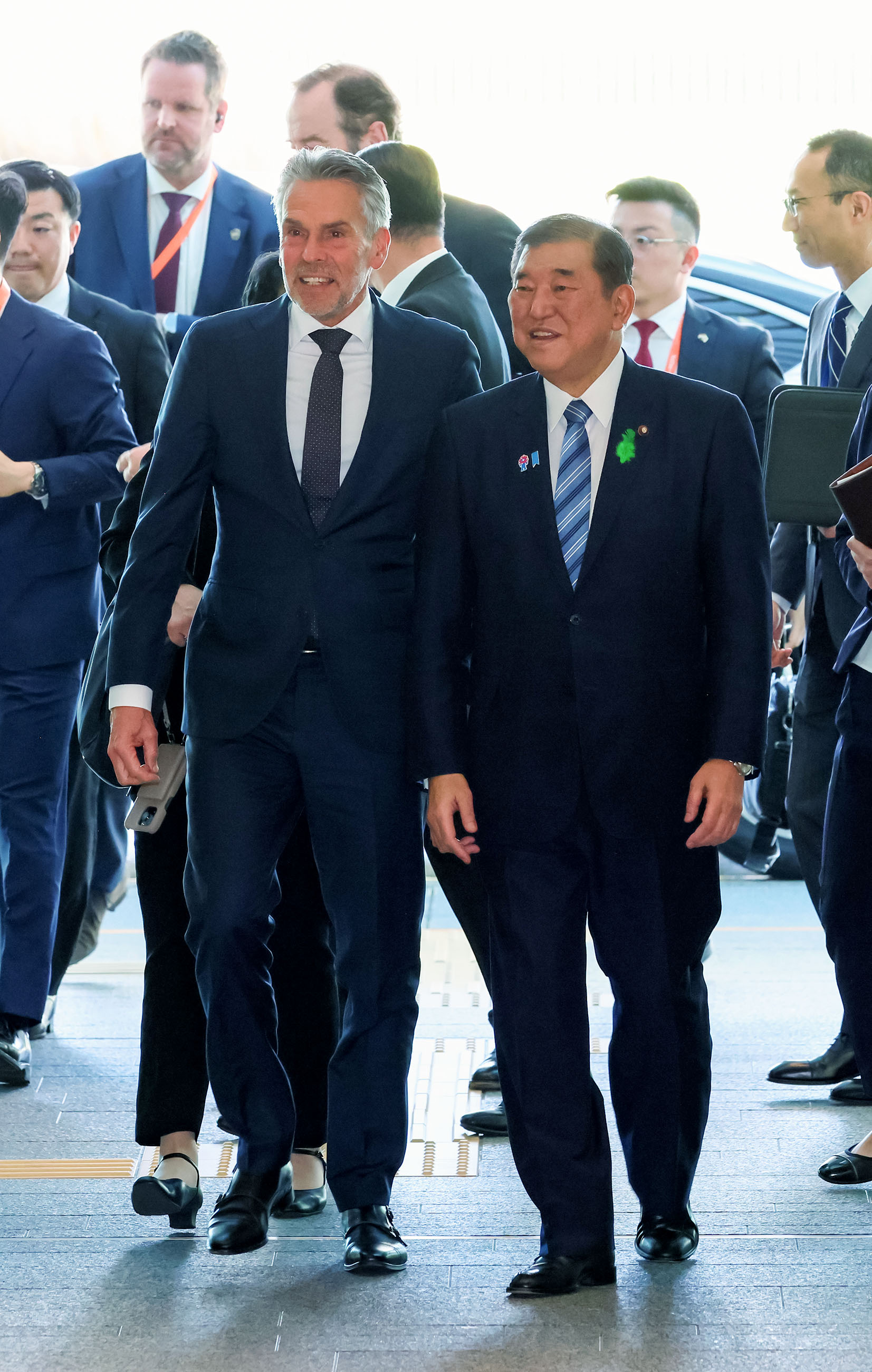 石破首相迎接迪克·斯霍夫首相2