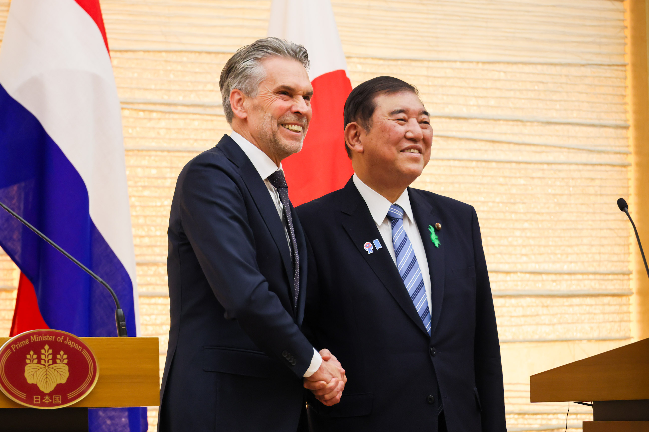 联合记者发布会7