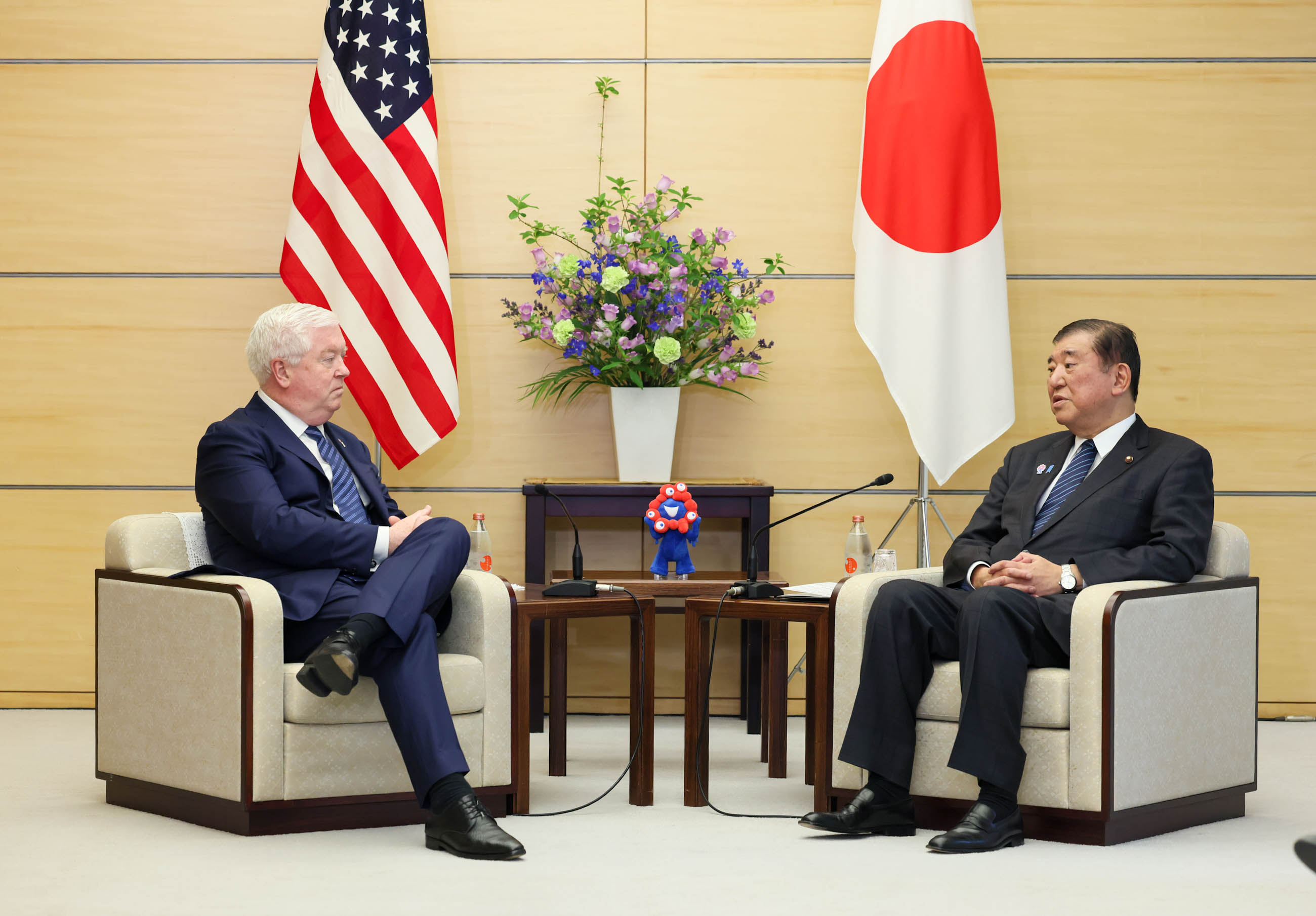 石破首相接受拜会4