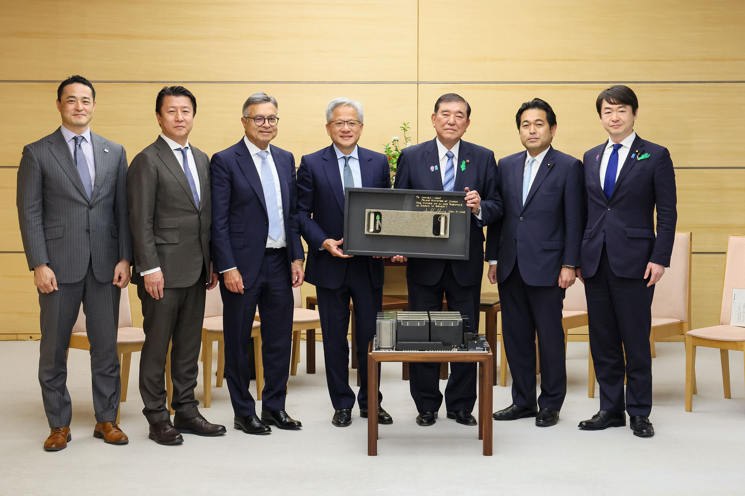 会见NVIDIA公司首席执行官黄仁勋