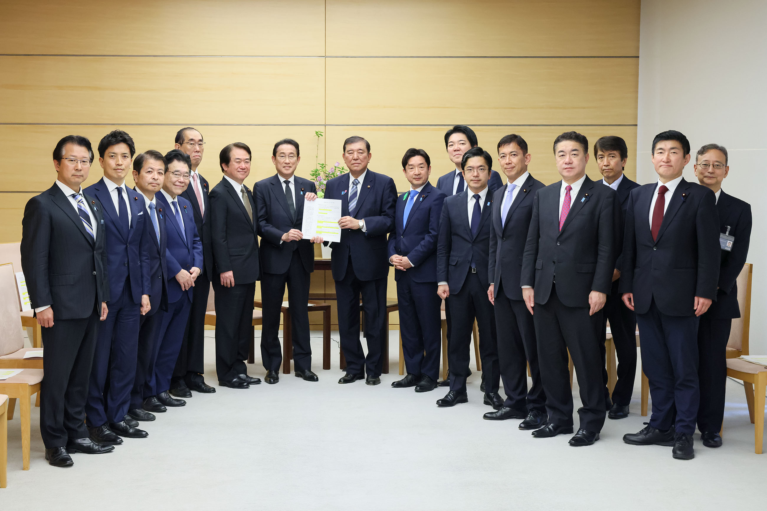 石破首相接受提议2