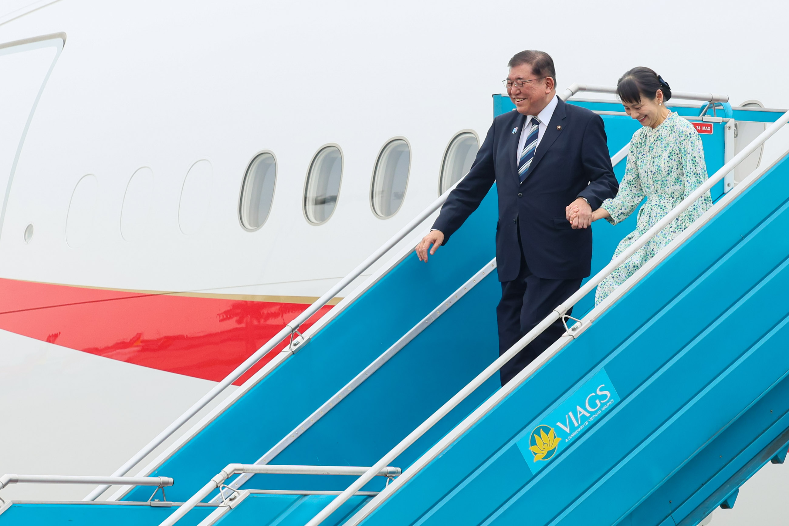 石破首相抵达河内2