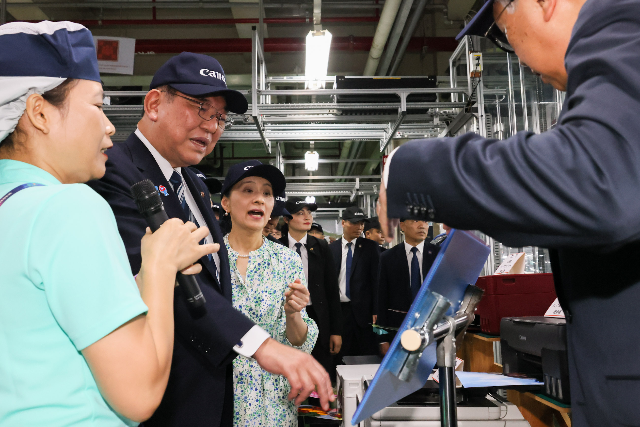 石破首相考察升龙工业区4