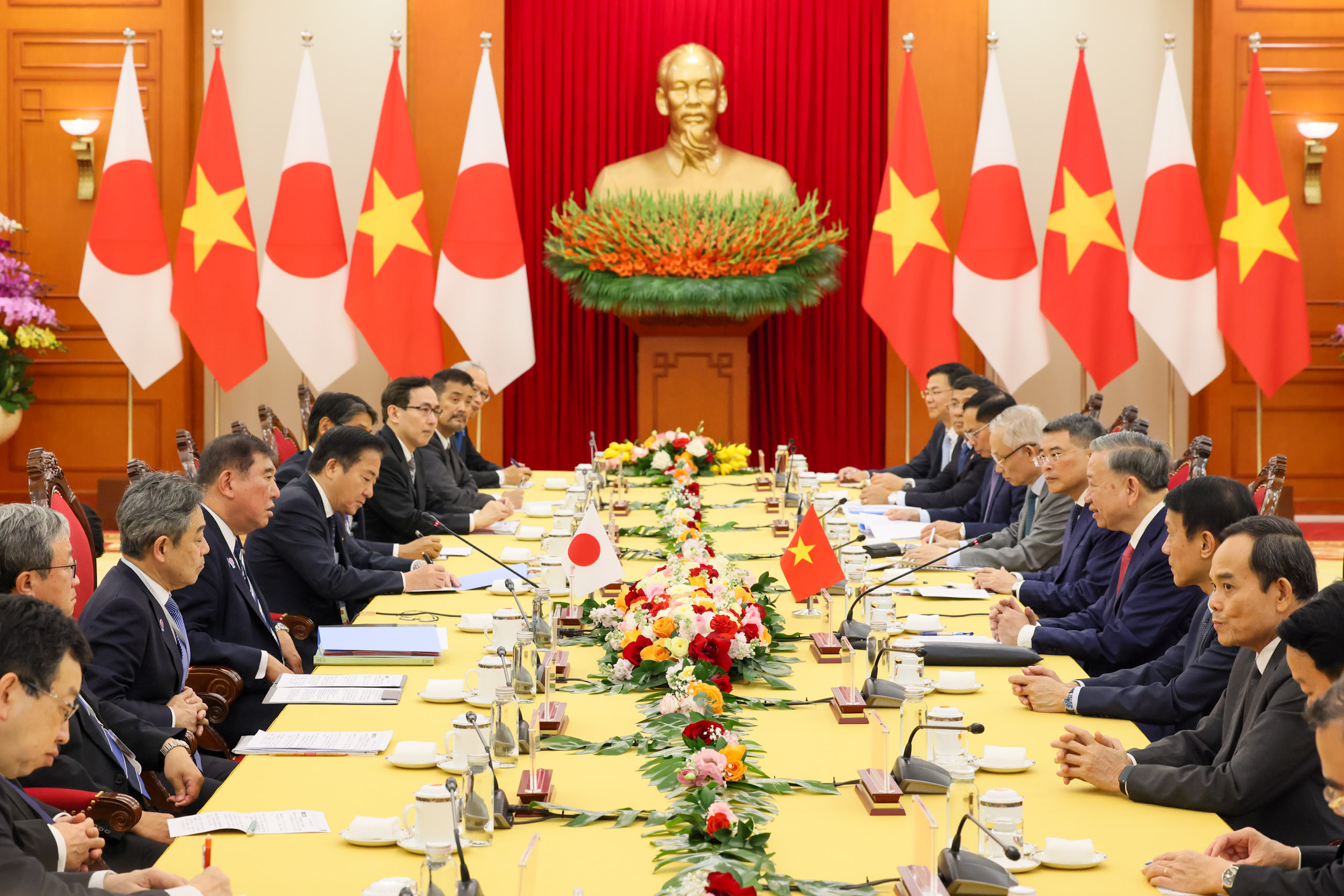 石破首相与苏林总书记举行会谈3