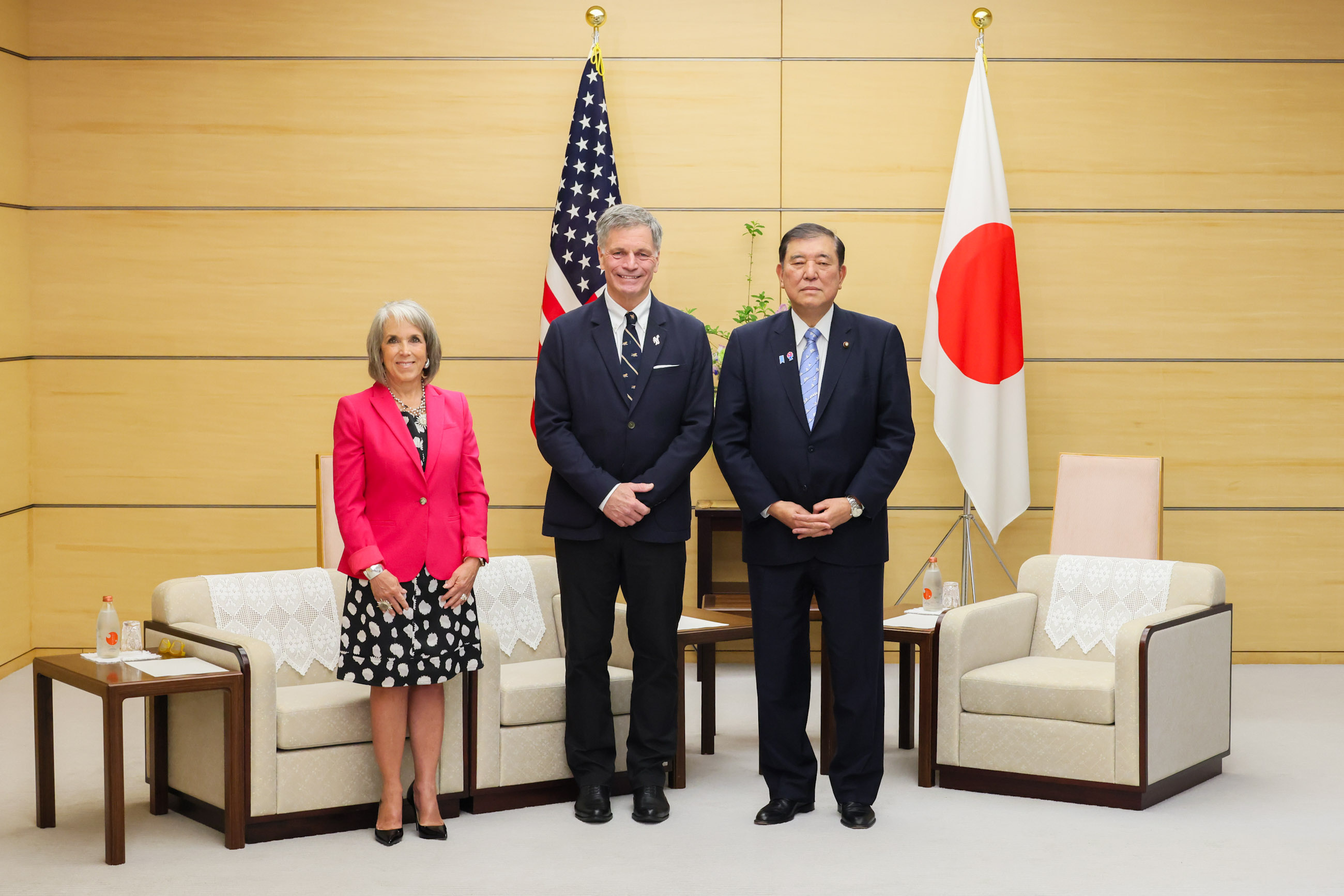 石破首相接受拜会2