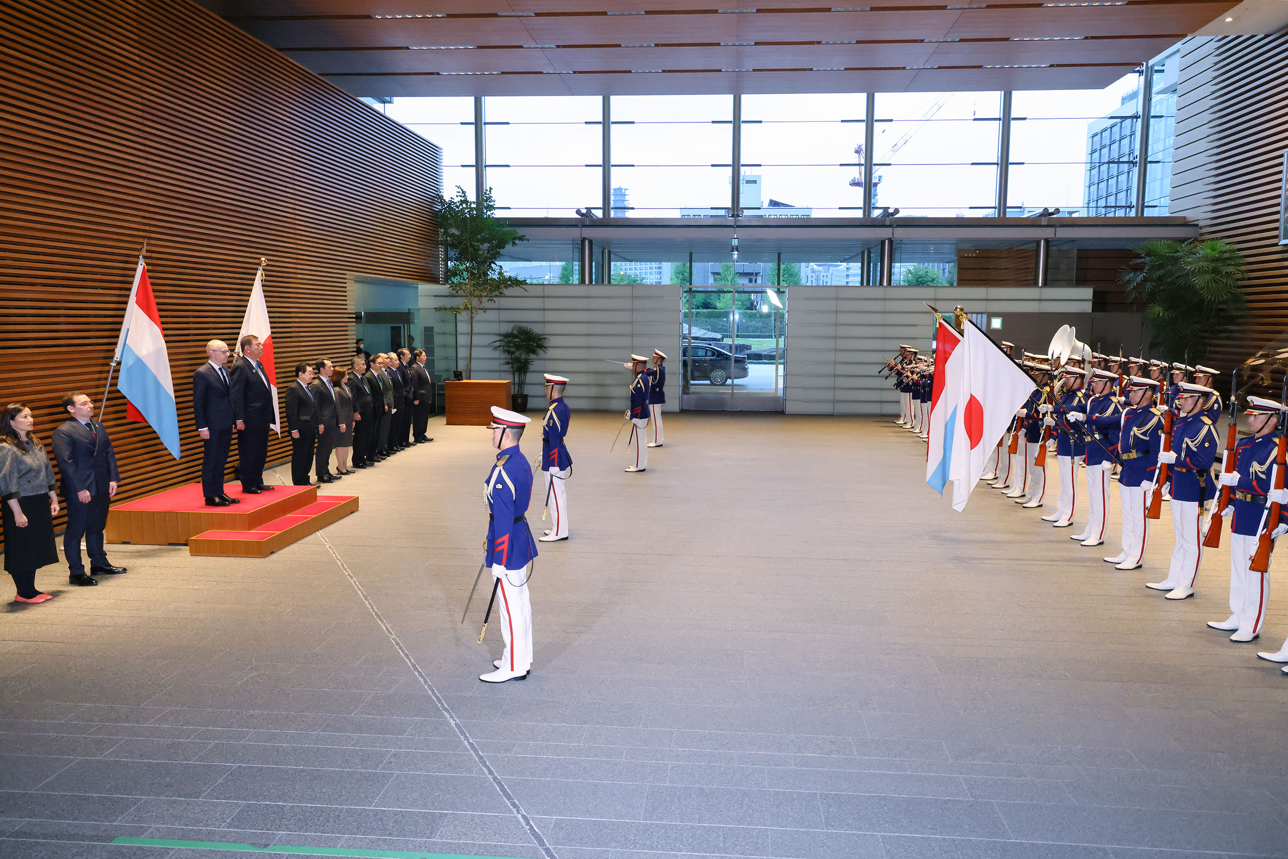 仪仗队的荣誉礼和迎宾仪式2