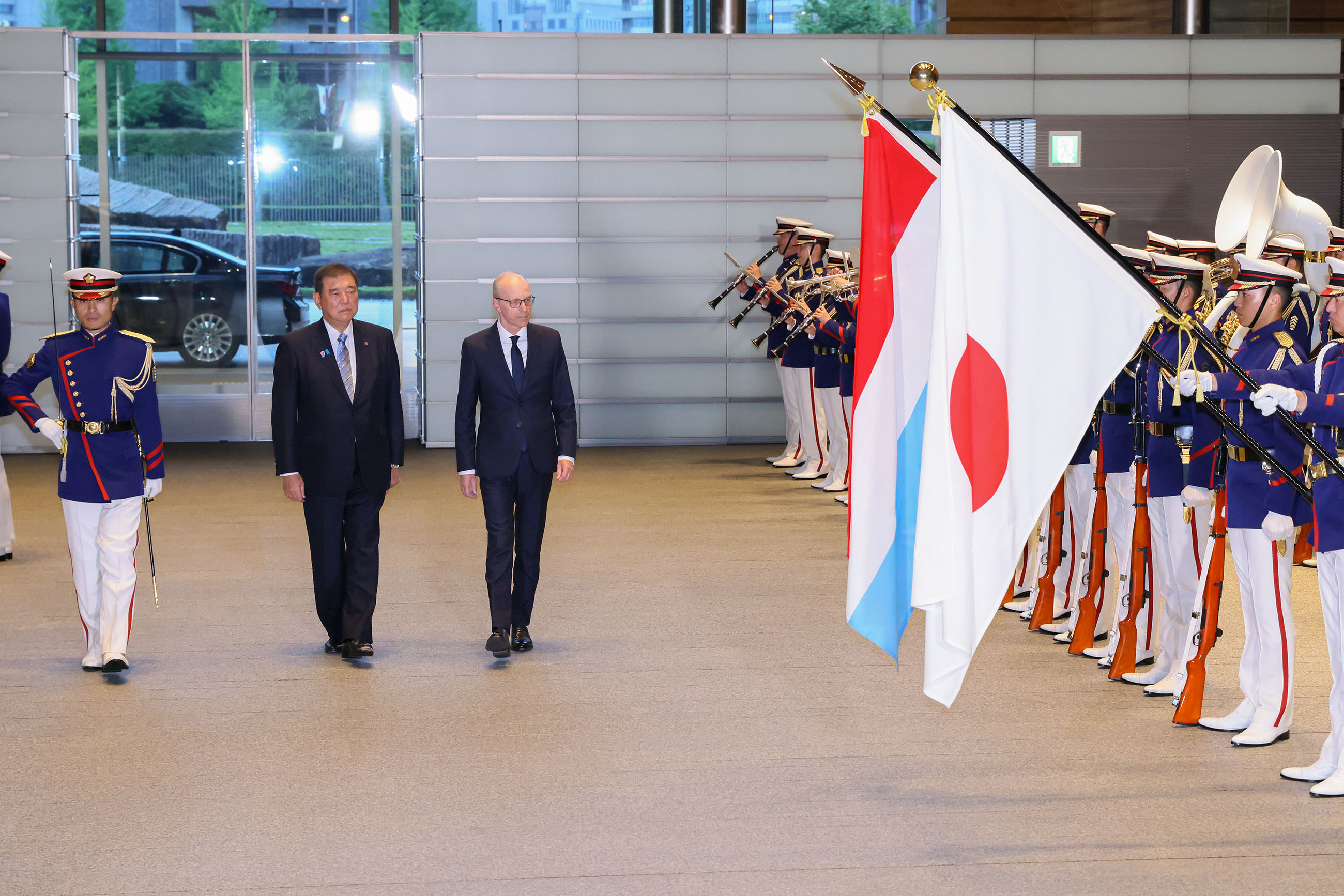 仪仗队的荣誉礼和迎宾仪式3