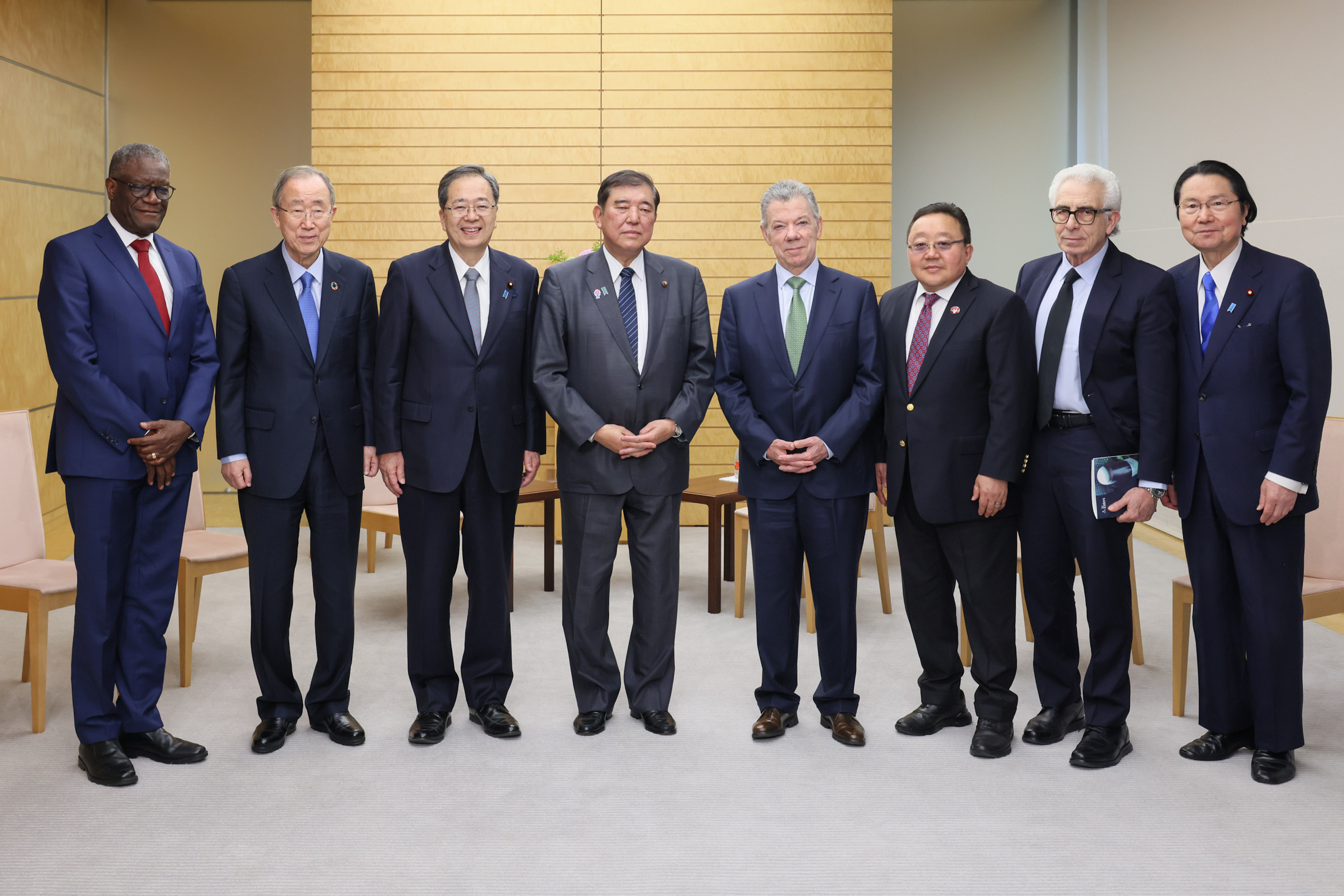 会见国际NGO“The Elders”