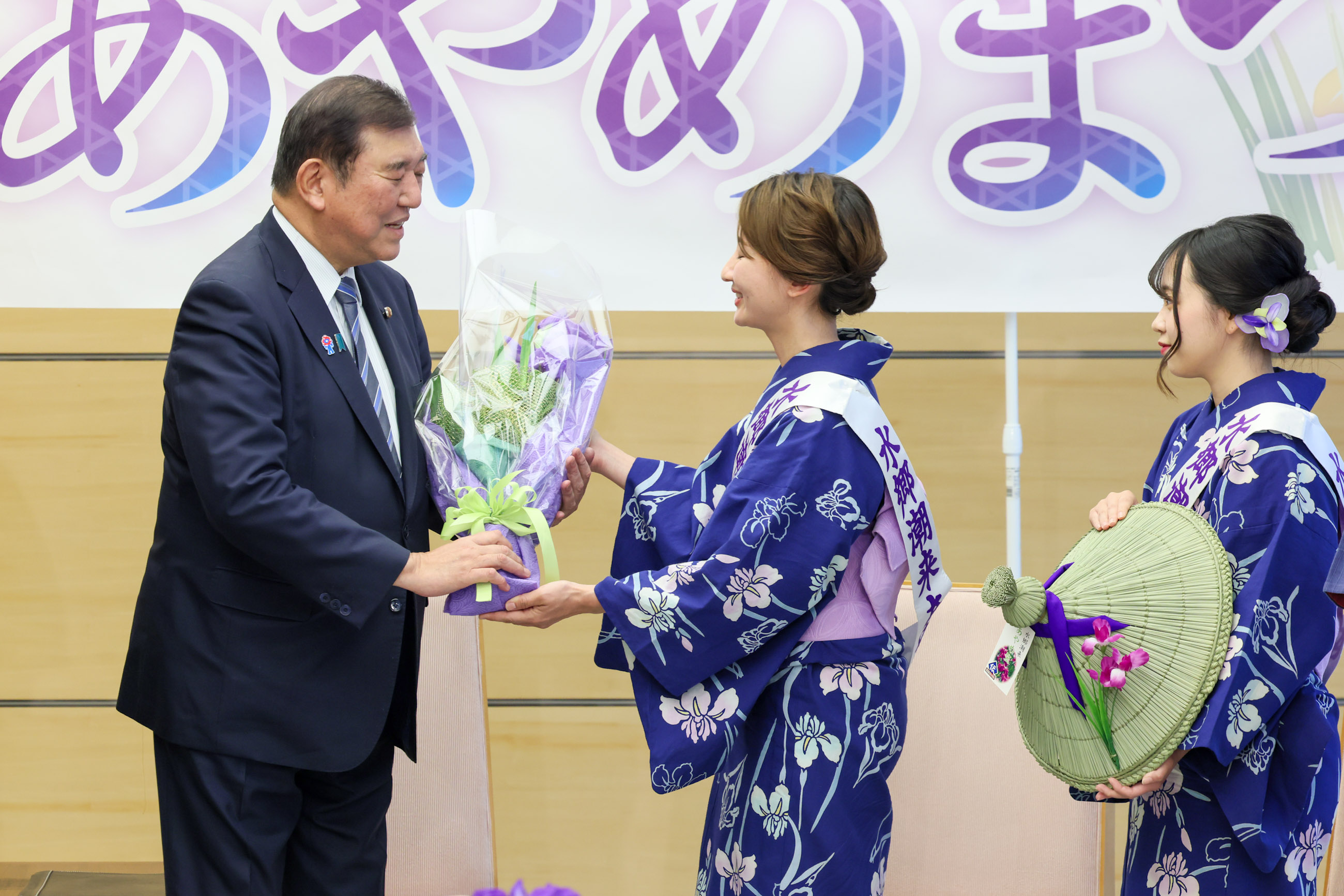 石破首相接受拜会2