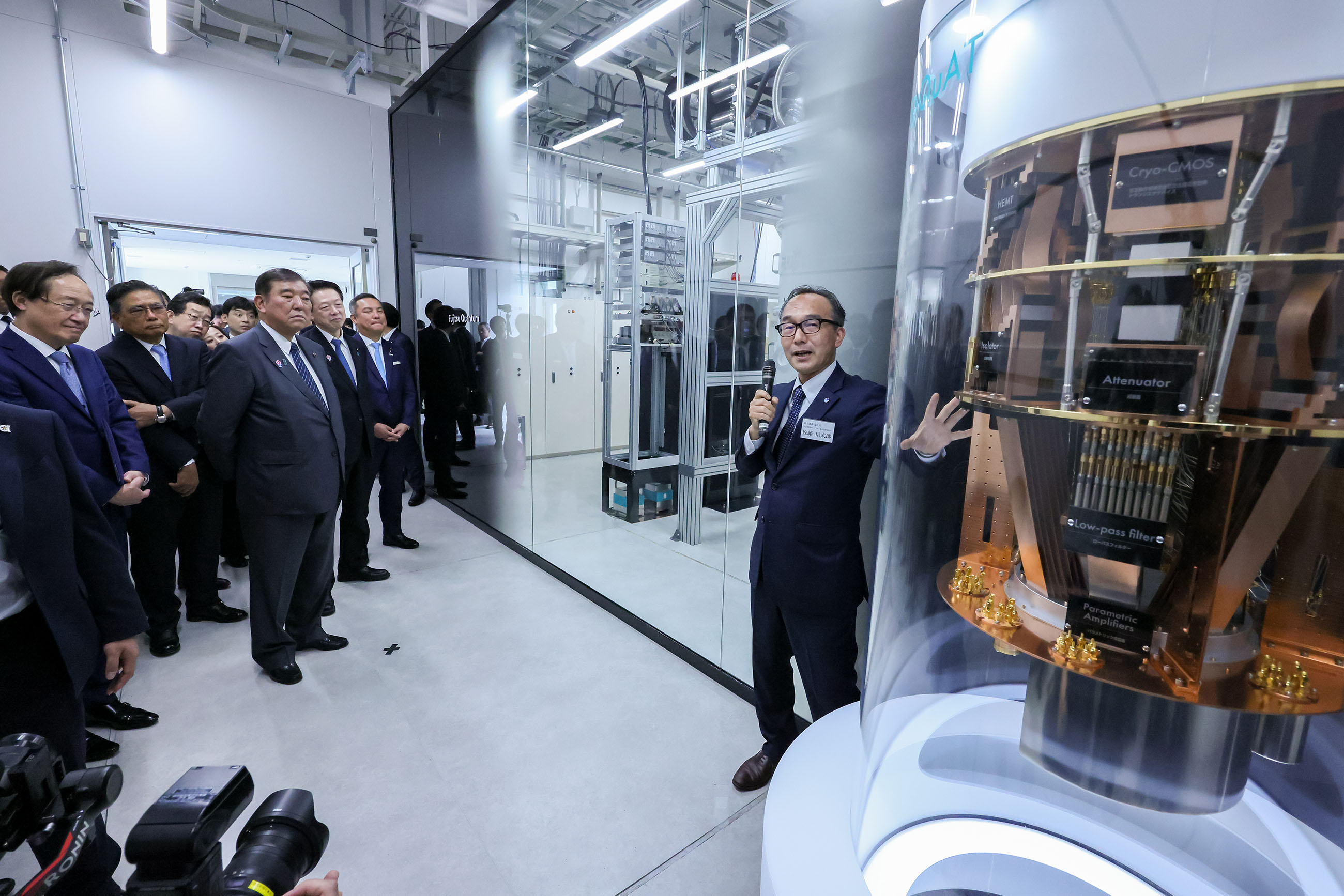 石破首相视察G-QuAT8