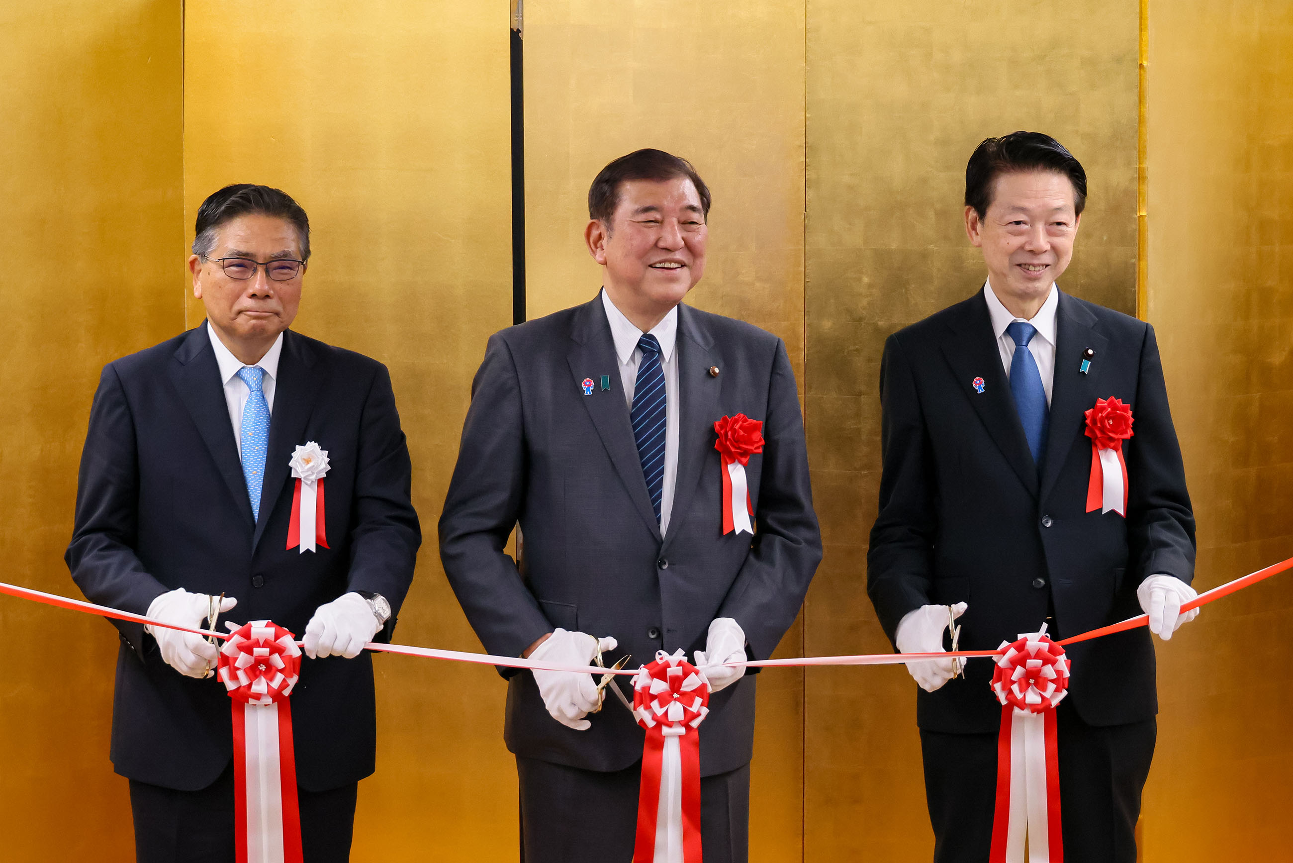 石破首相出席G-QuAT落成典礼2