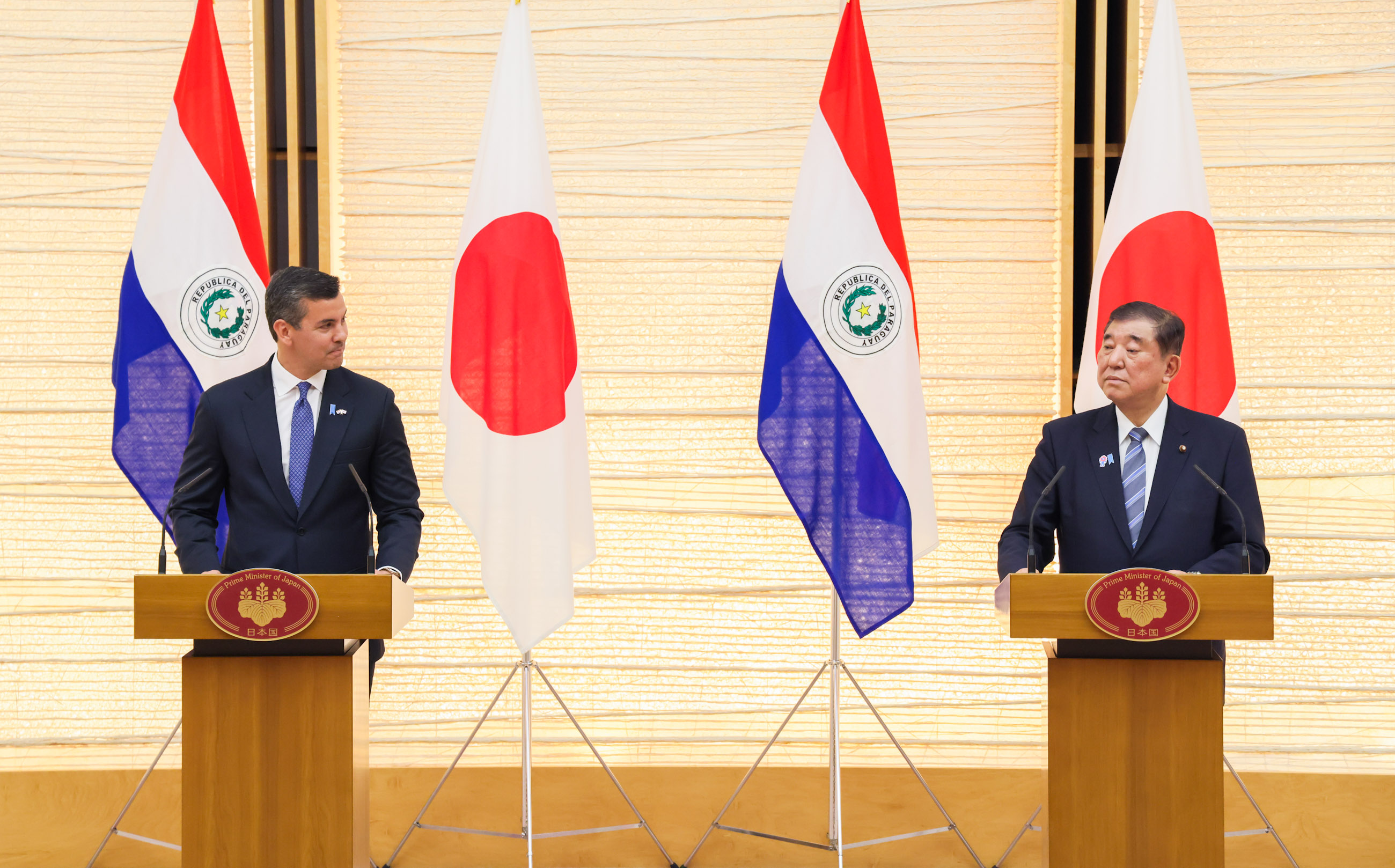 联合记者发布会2