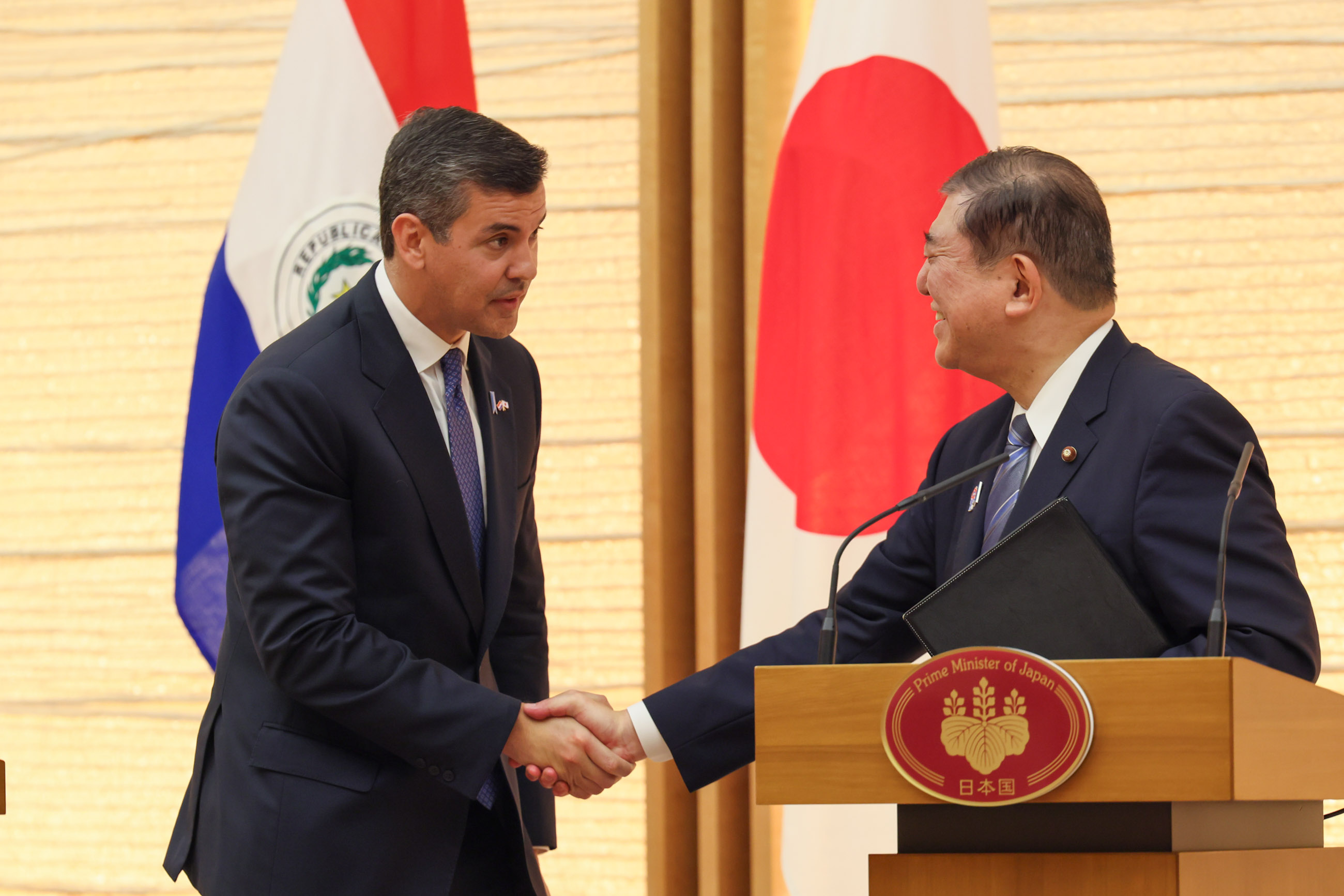 联合记者发布会5