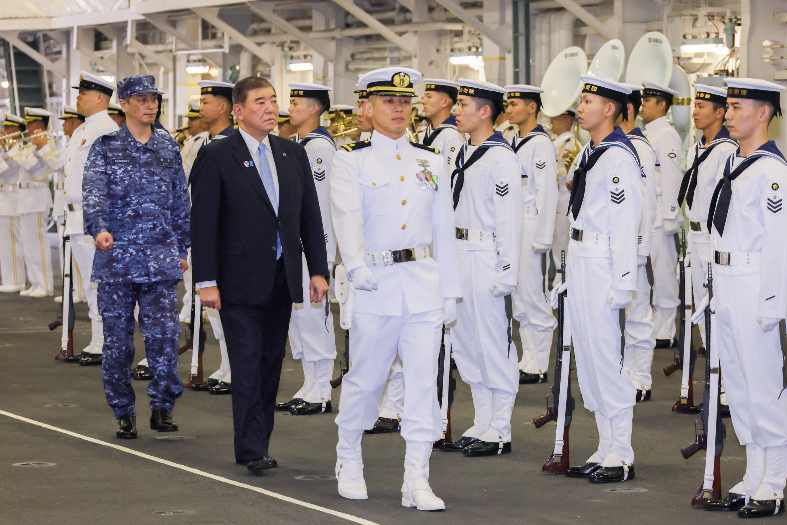 仪仗队的荣誉礼和迎宾仪式2