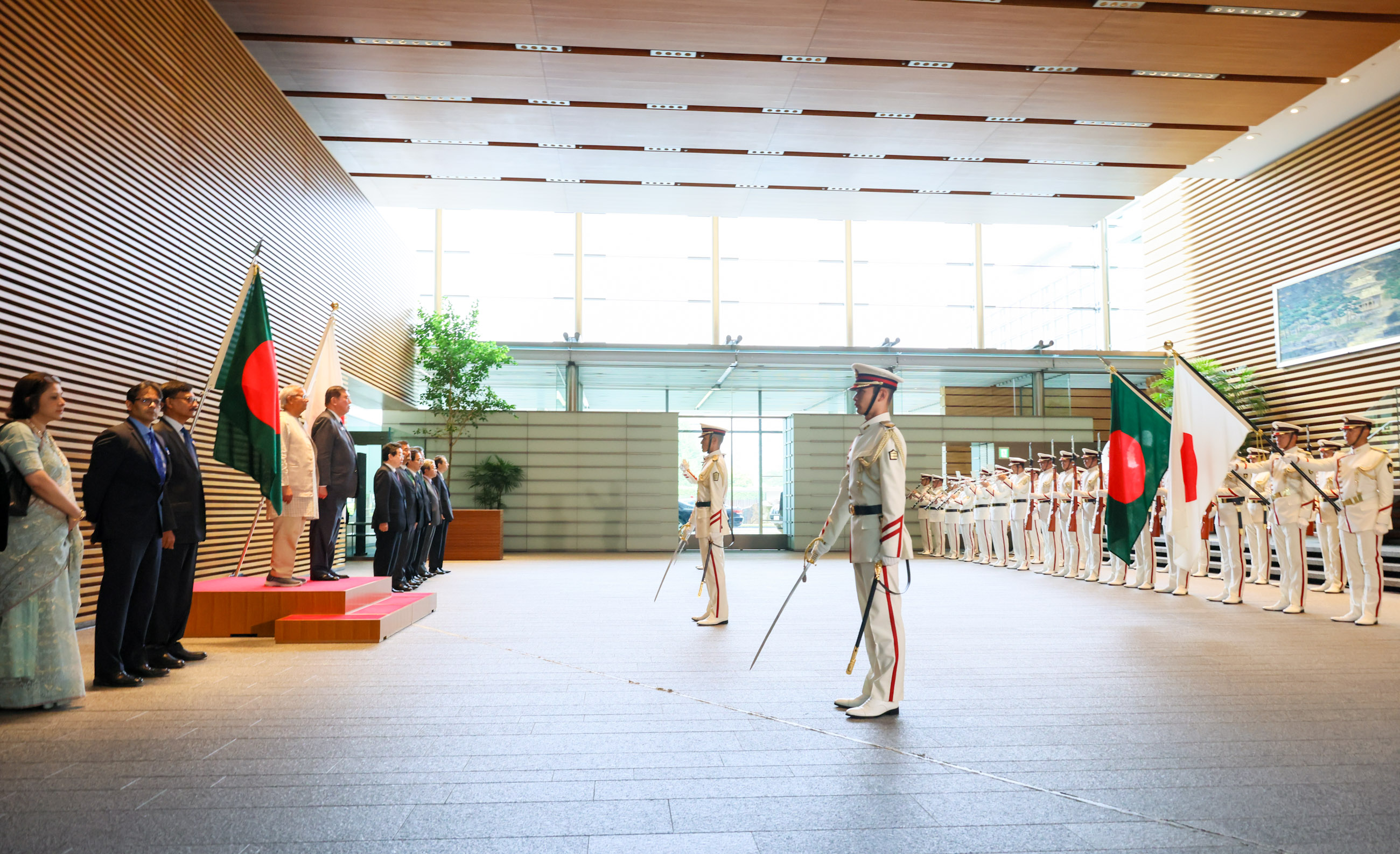 仪仗队的荣誉礼和迎宾仪式2