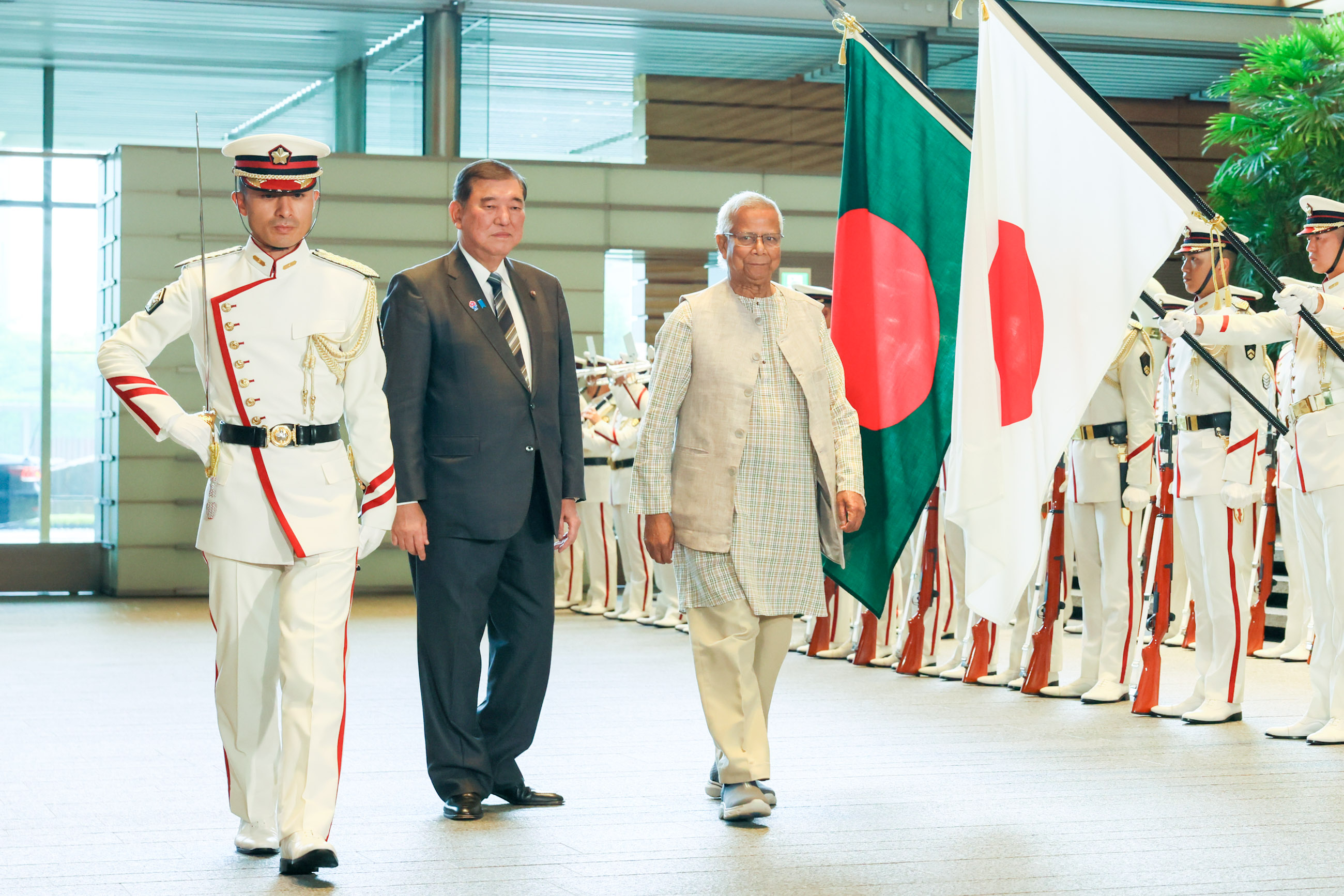 仪仗队的荣誉礼和迎宾仪式4