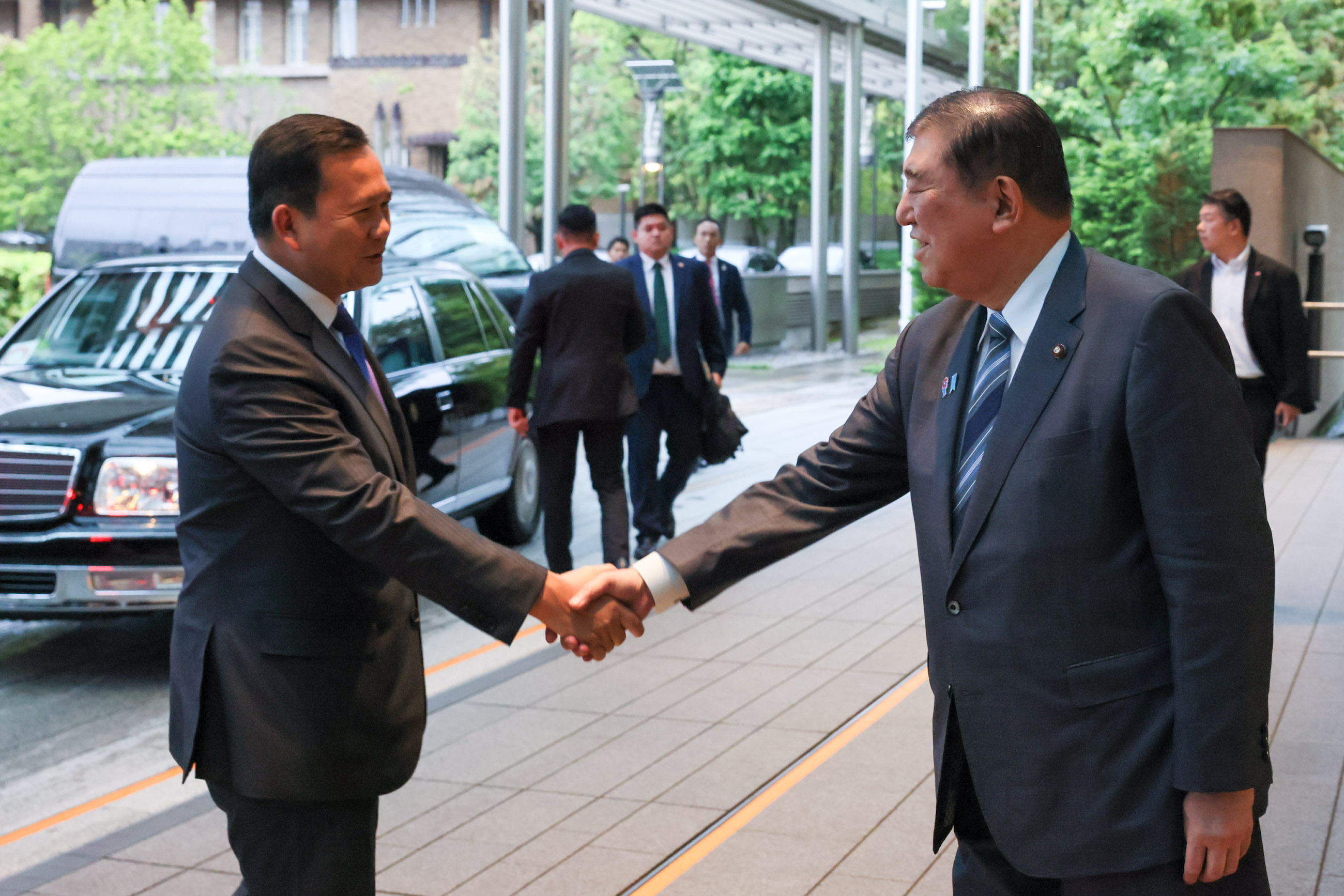 石破首相迎接洪玛奈首相